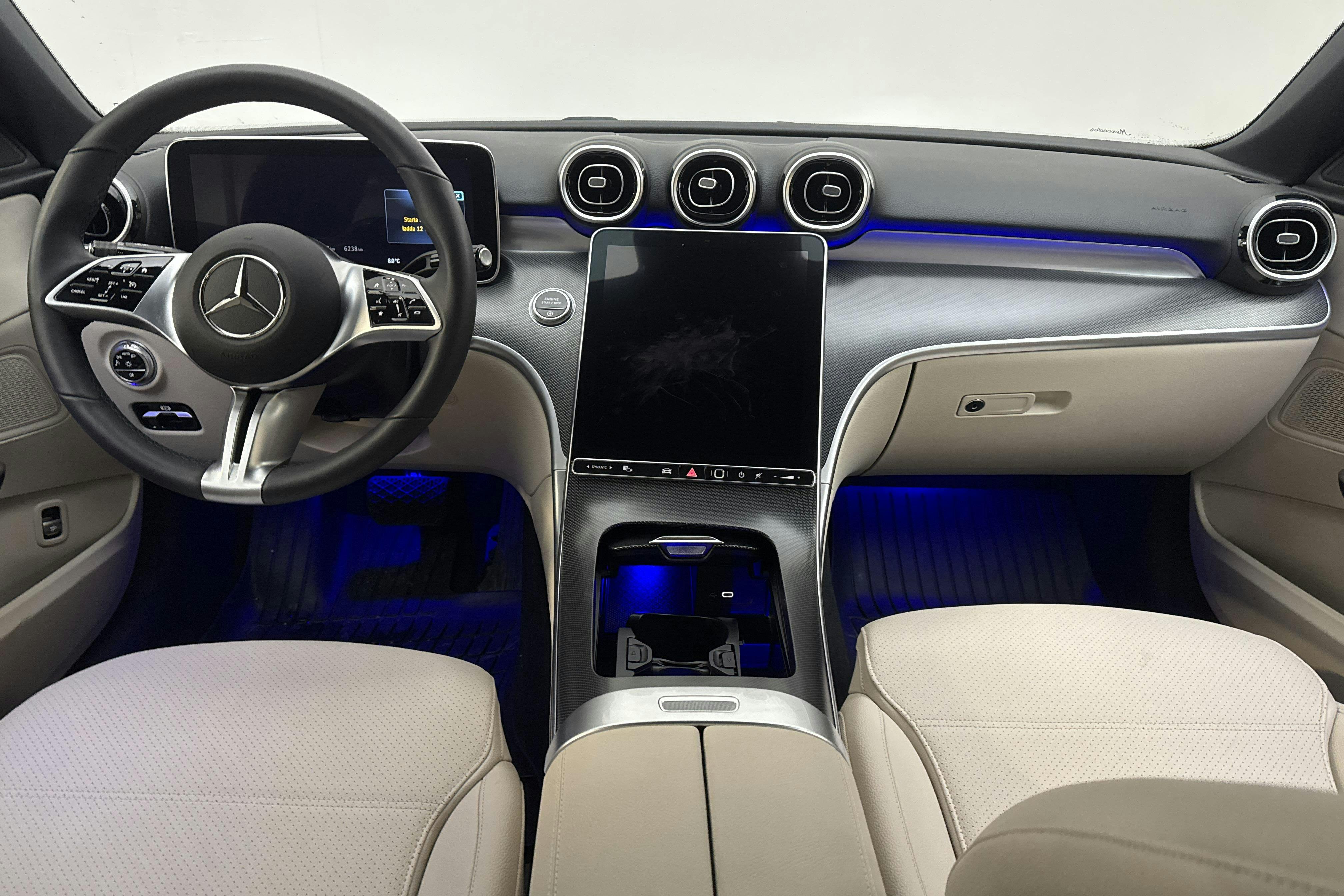 Mercedes C 220 d Sedan W206 (200hk) - 637 mil - Automat - silver - 2023