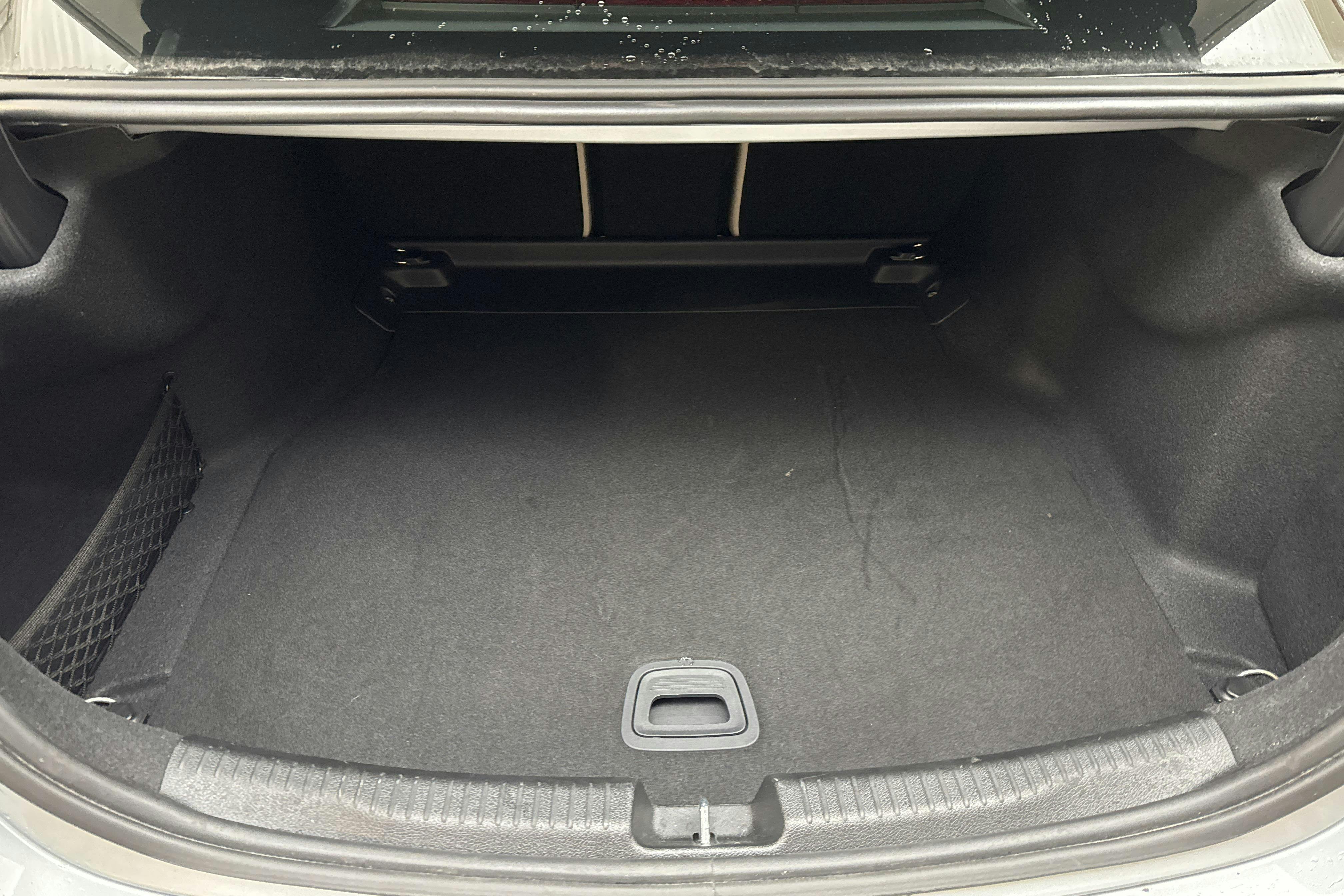 Mercedes C 220 d Sedan W206 (200hk) - 637 mil - Automat - silver - 2023