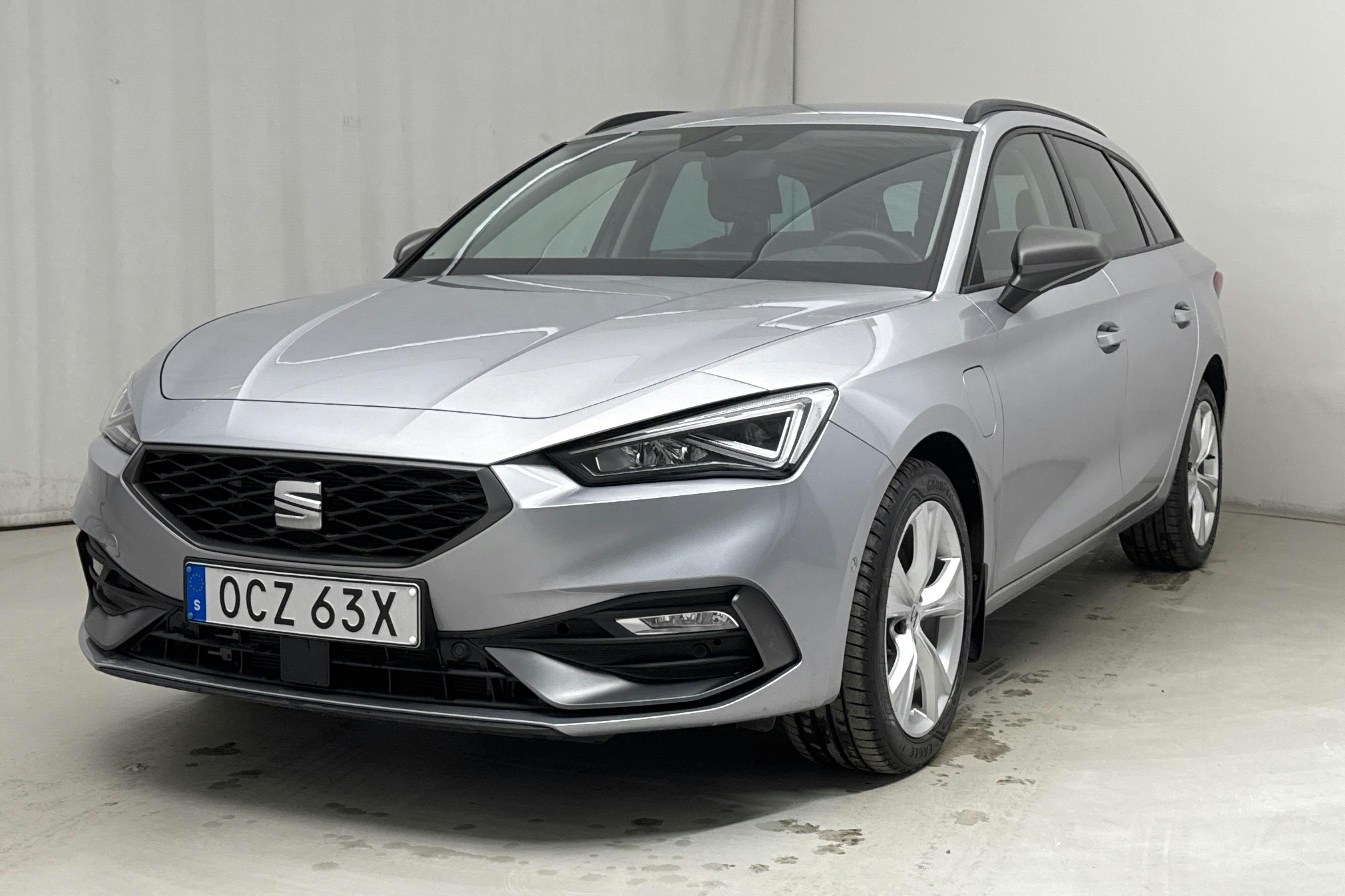 Seat Leon 1.4 e-Hybrid Plug-in Sportstourer (204hk) - 16 160 km - Automatic - silver - 2021