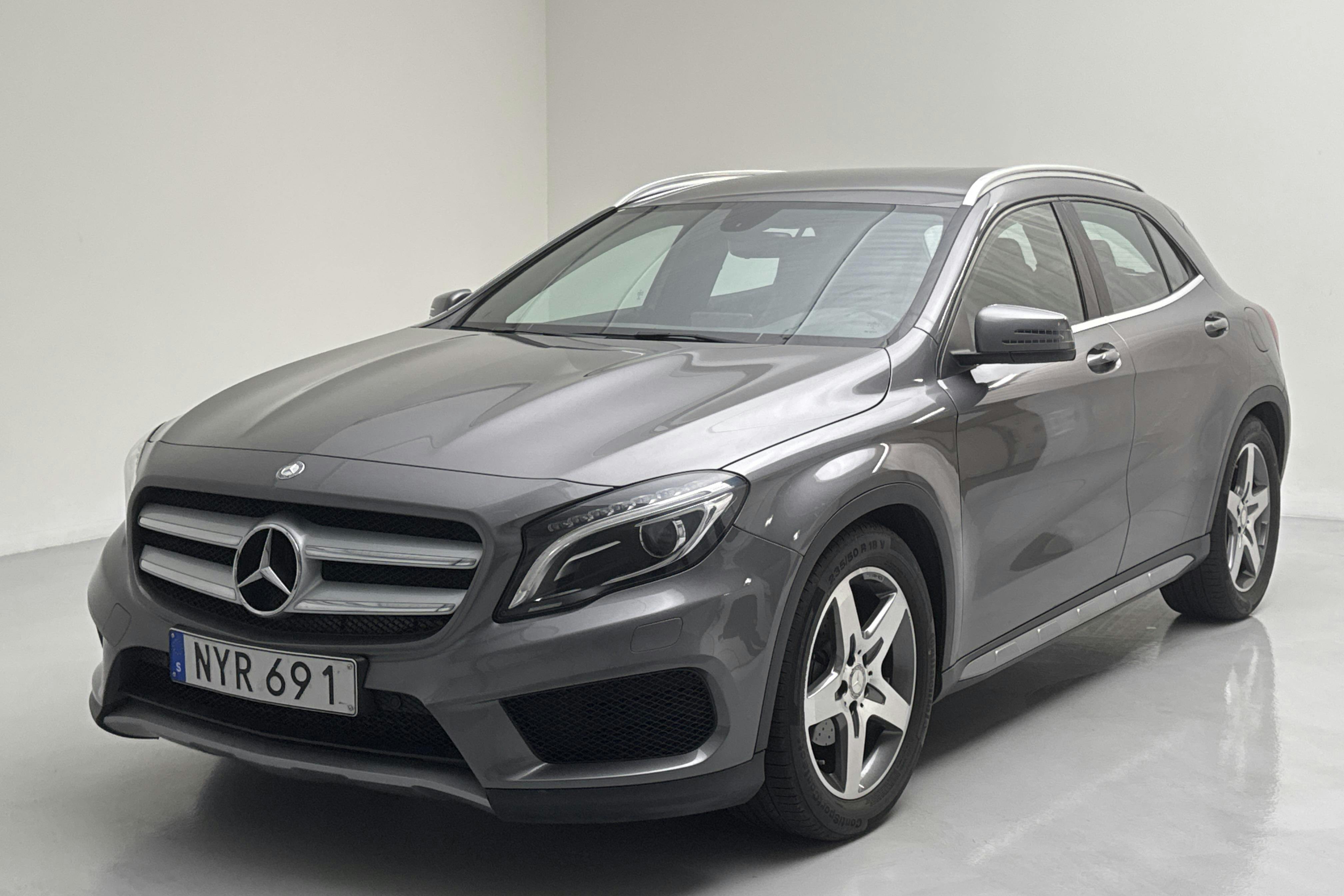 Mercedes GLA 200 X156 (156hk) - 6 712 mil - Automat - Dark Grey - 2015