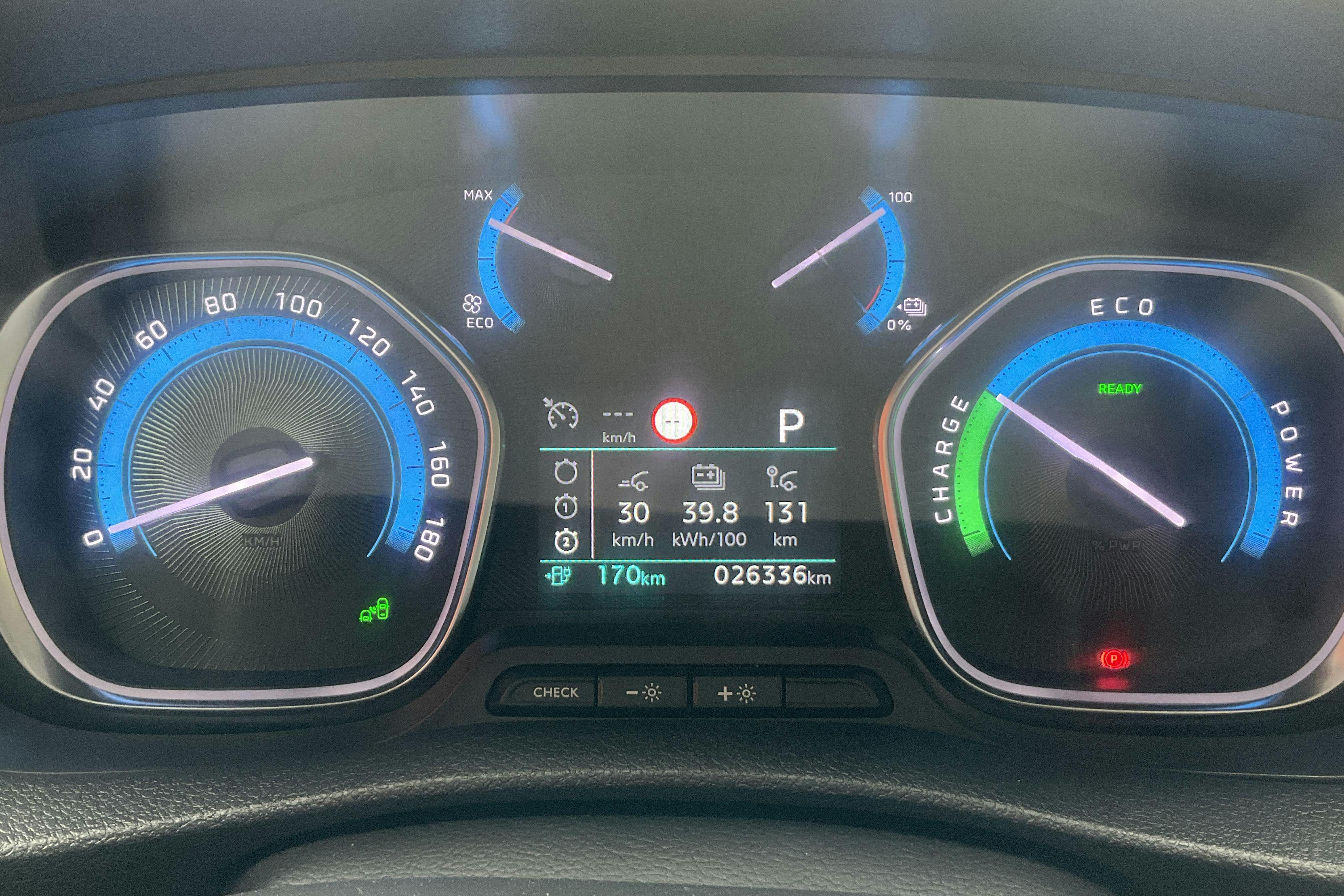 Peugeot e-Expert Skåp 50 kWh (136hk) - 26 330 km - Automatic - gray - 2022