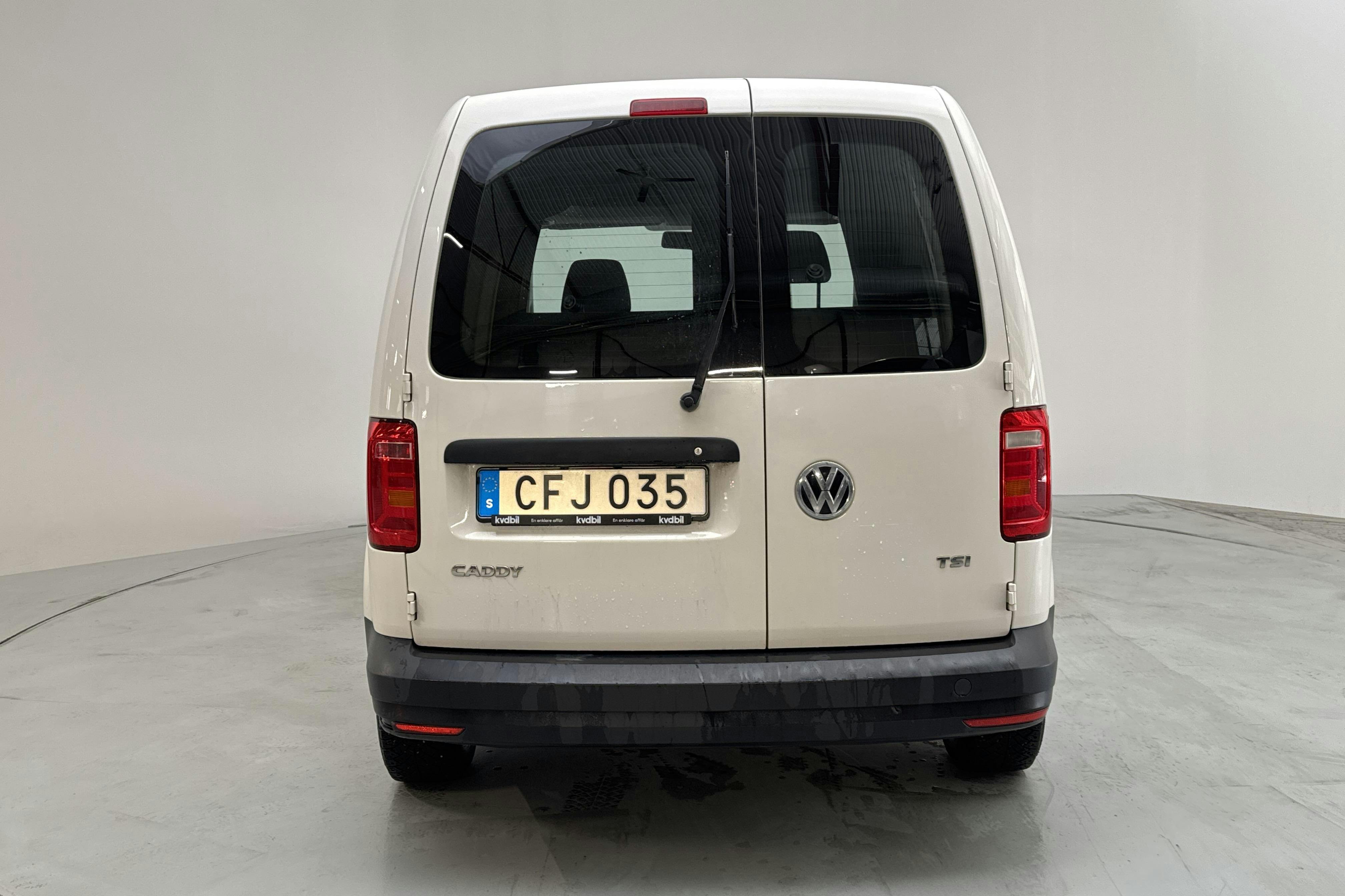 VW Caddy 1.2 TSI Skåp (84hk) - 56 960 km - Käsitsi - valge - 2017