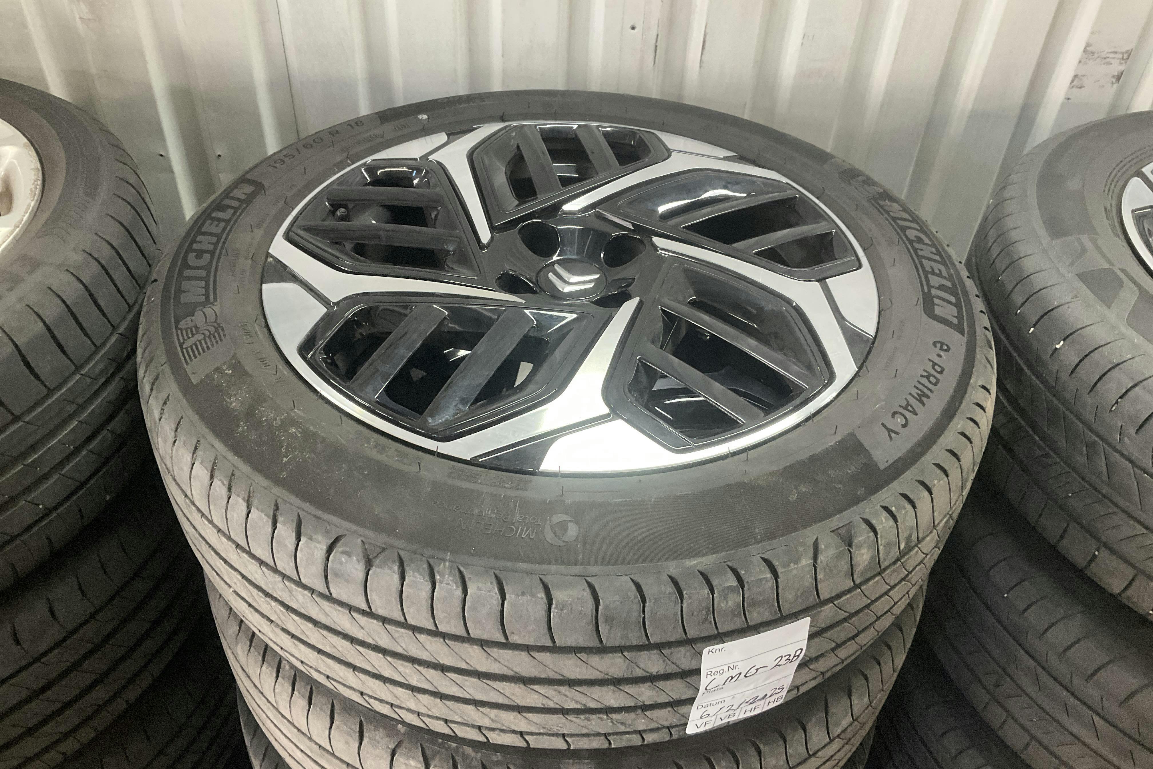 Citroen C4 1.2 PureTech (130hk) - 2 507 mil - Automat - vit - 2023