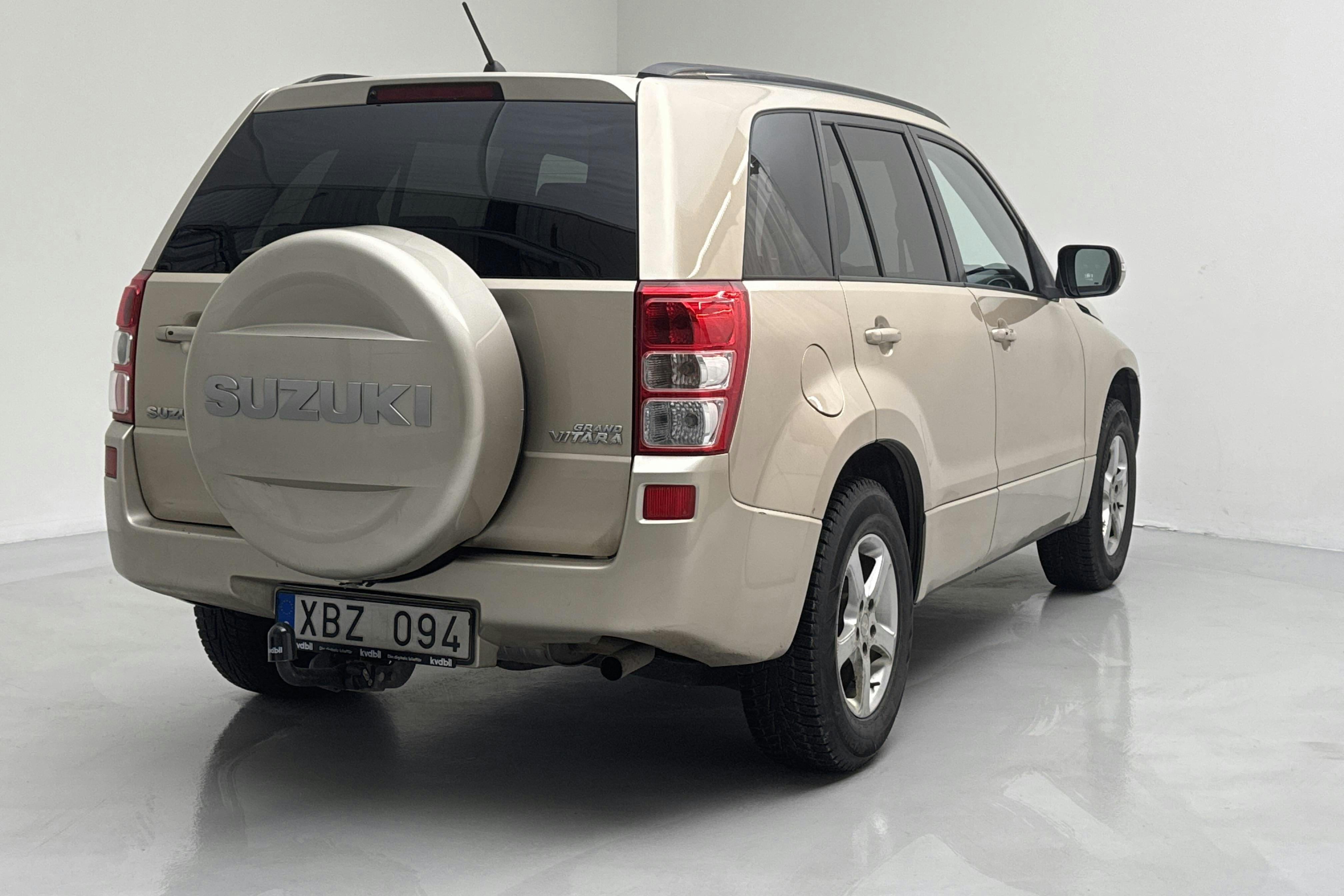 Suzuki Grand Vitara 2.4 5dr (167hk) - 14 849 mil - Manuell - brun - 2010