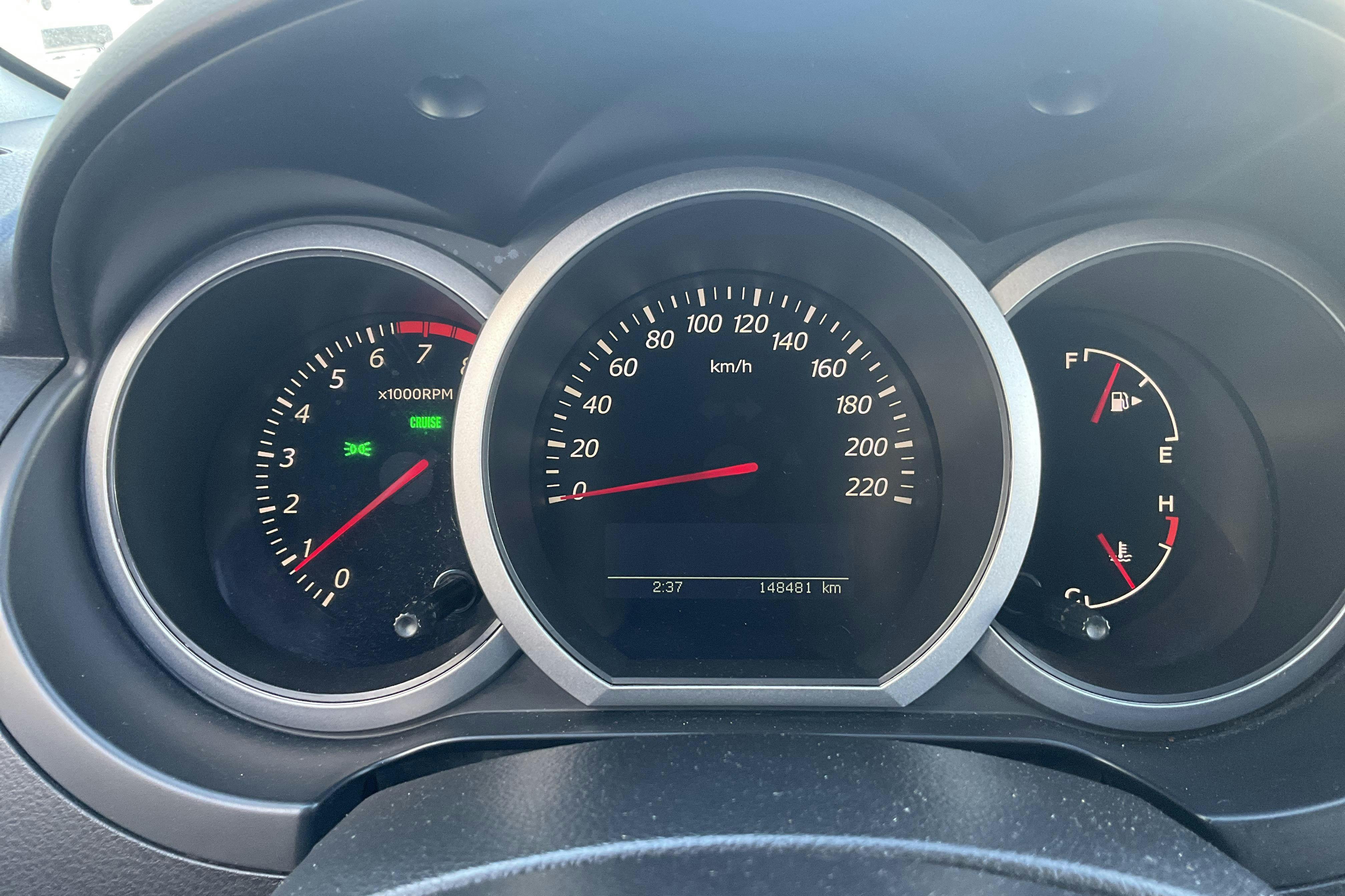 Suzuki Grand Vitara 2.4 5dr (167hk) - 14 849 mil - Manuell - brun - 2010