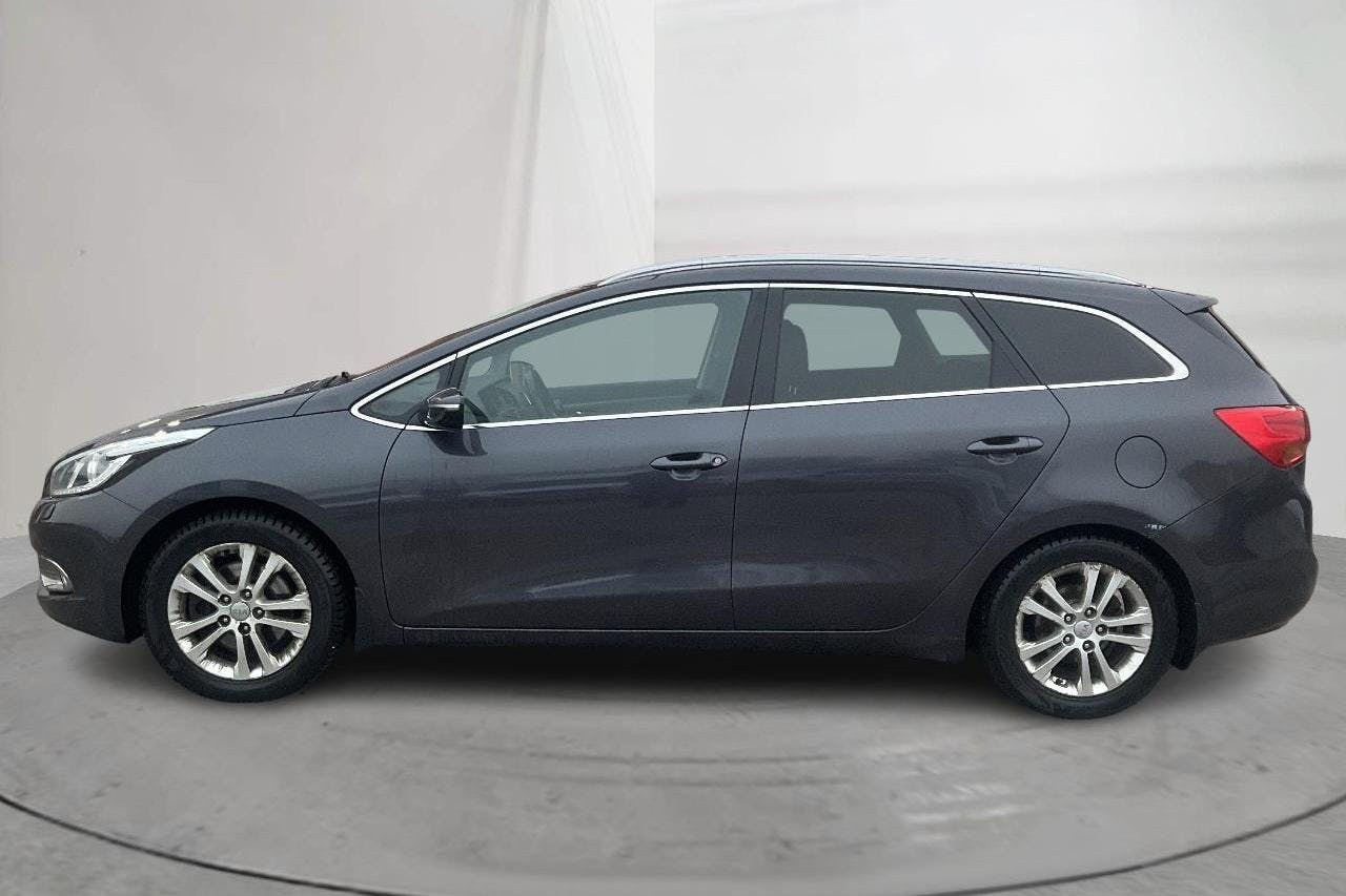 KIA Cee'd 1.6 CRDi SW (128hk) - 11 639 mil - Manuell - grå - 2014