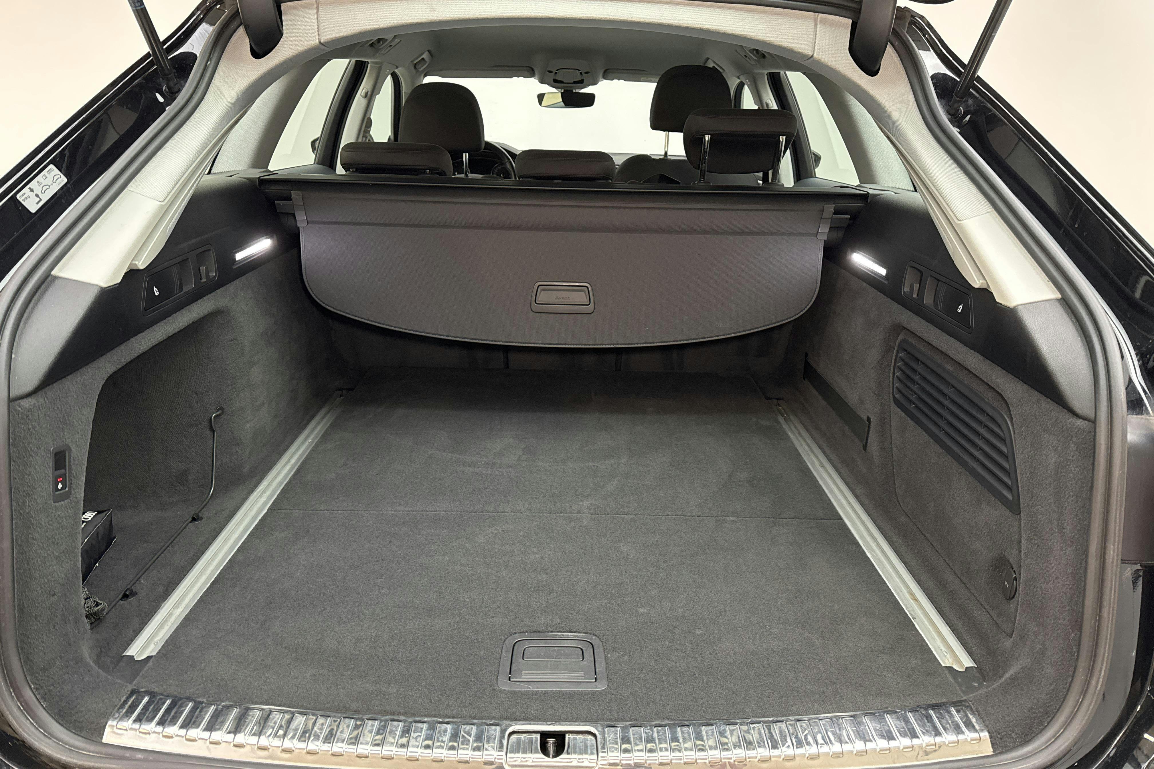 Audi A6 Avant 40 TDI (204hk) - 7 868 mil - Automat - svart - 2019