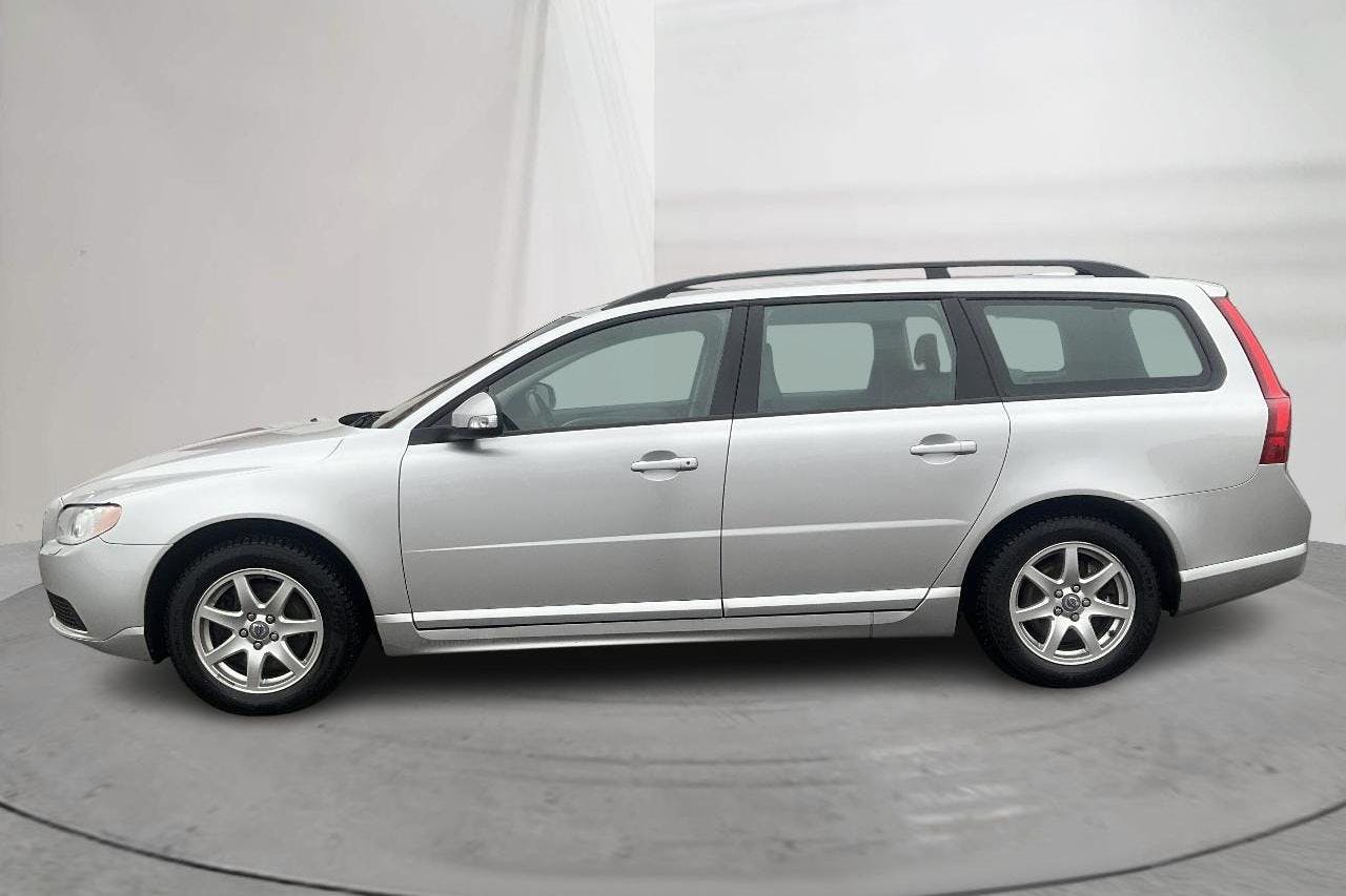 Volvo V70 II D5 AWD (205hk) - 35 191 mil - Automat - Light Grey - 2011
