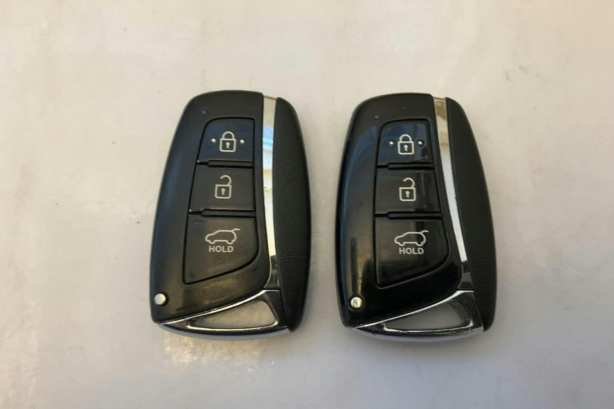 Hyundai Santa Fé 2.2 CRDi-R 4WD (197hk) - 23 541 mil - Automat - silver - 2014