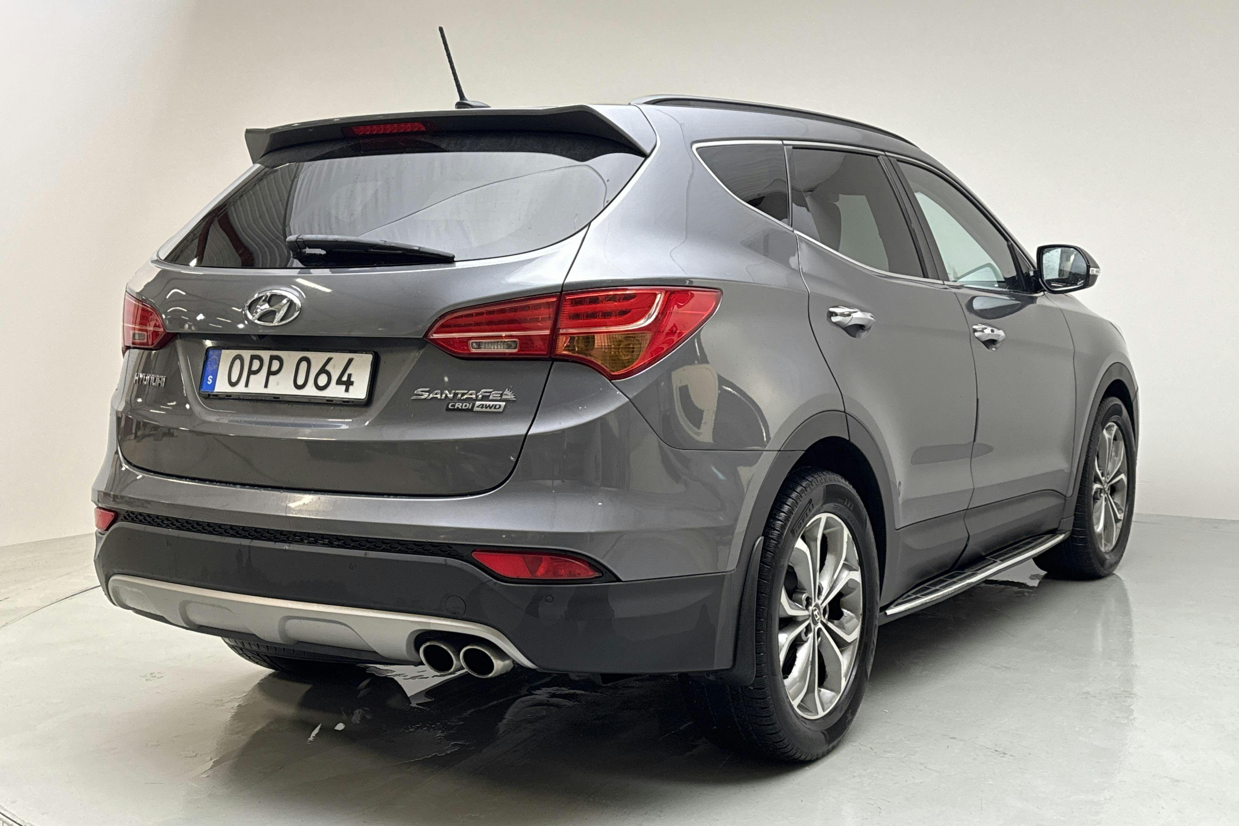Hyundai Santa Fé 2.2 CRDi-R 4WD (197hk) - 23 541 mil - Automat - silver - 2014