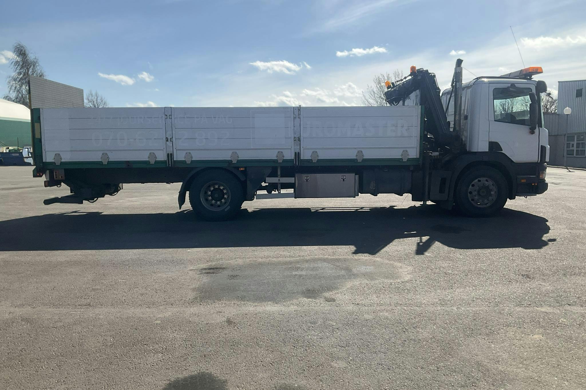 SCANIA P94DB NA230 - 701 960 km - Manuell - 2003