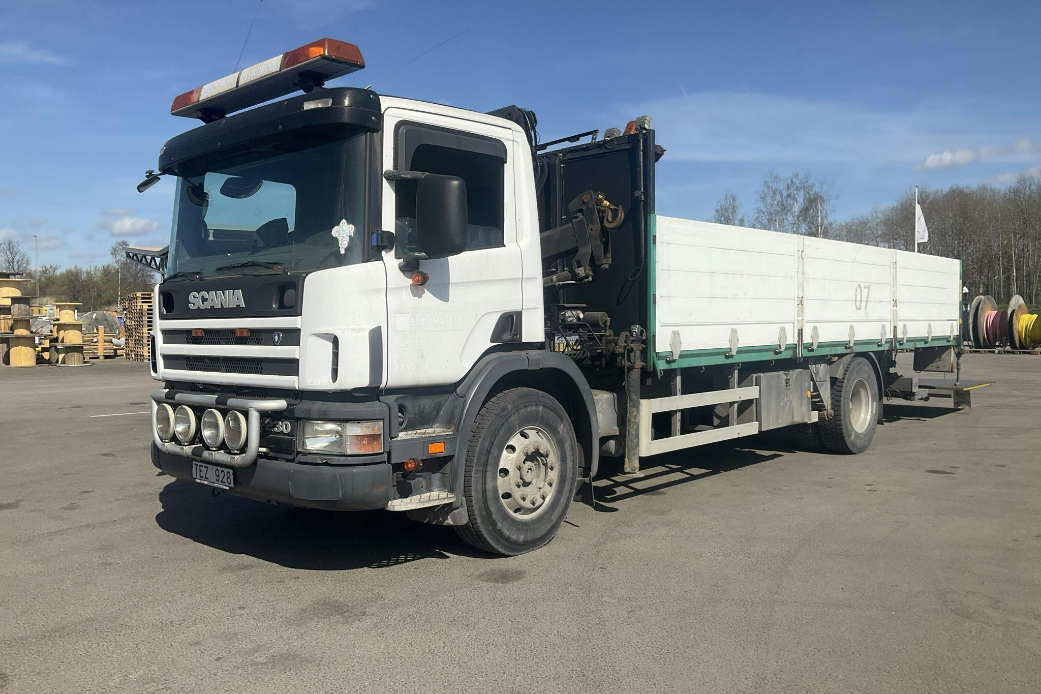 SCANIA P94DB NA230 - 701 960 km - Manuell - 2003