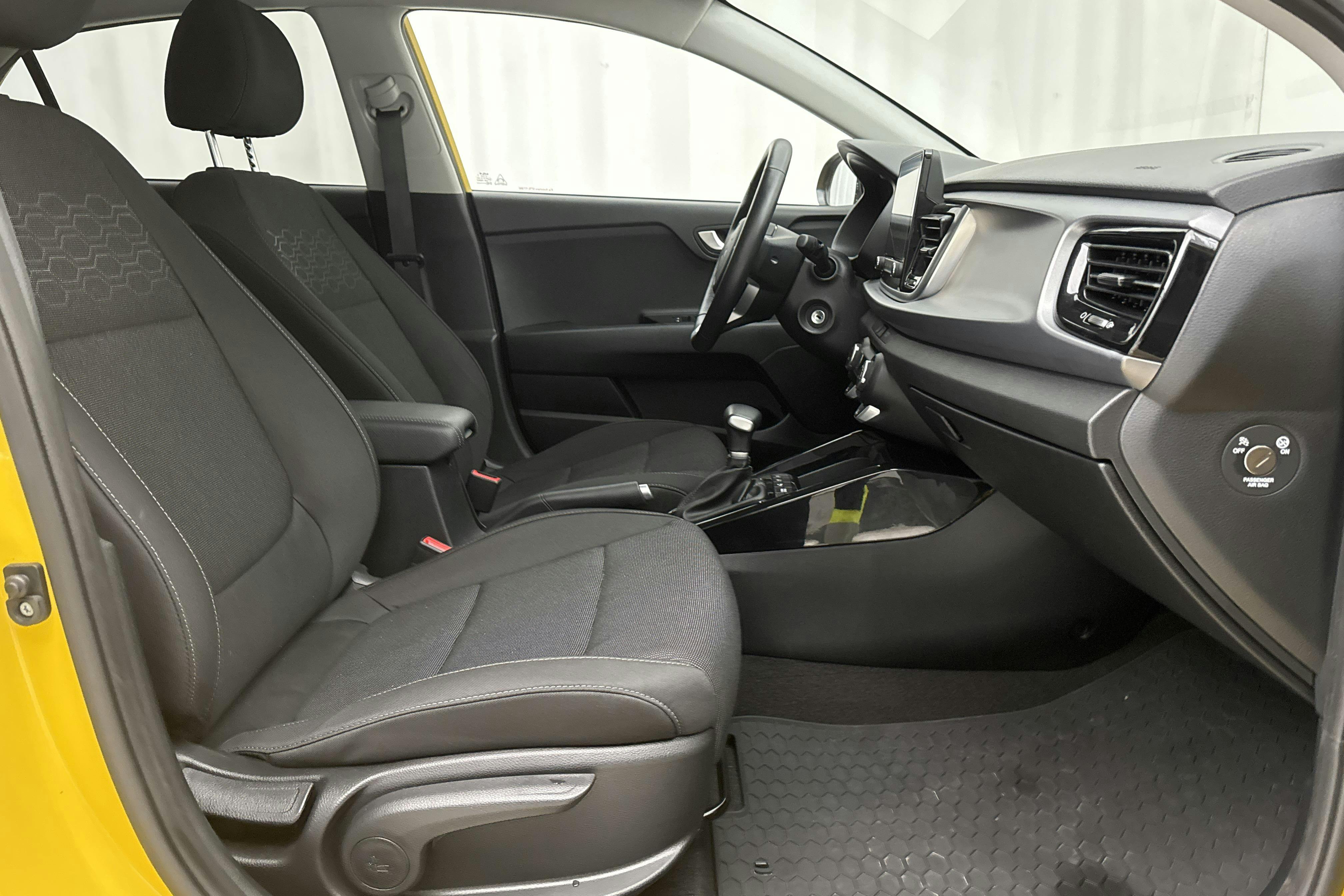 KIA Rio 1.0 T-GDi (100hk) - 16 130 km - Automatic - yellow - 2022