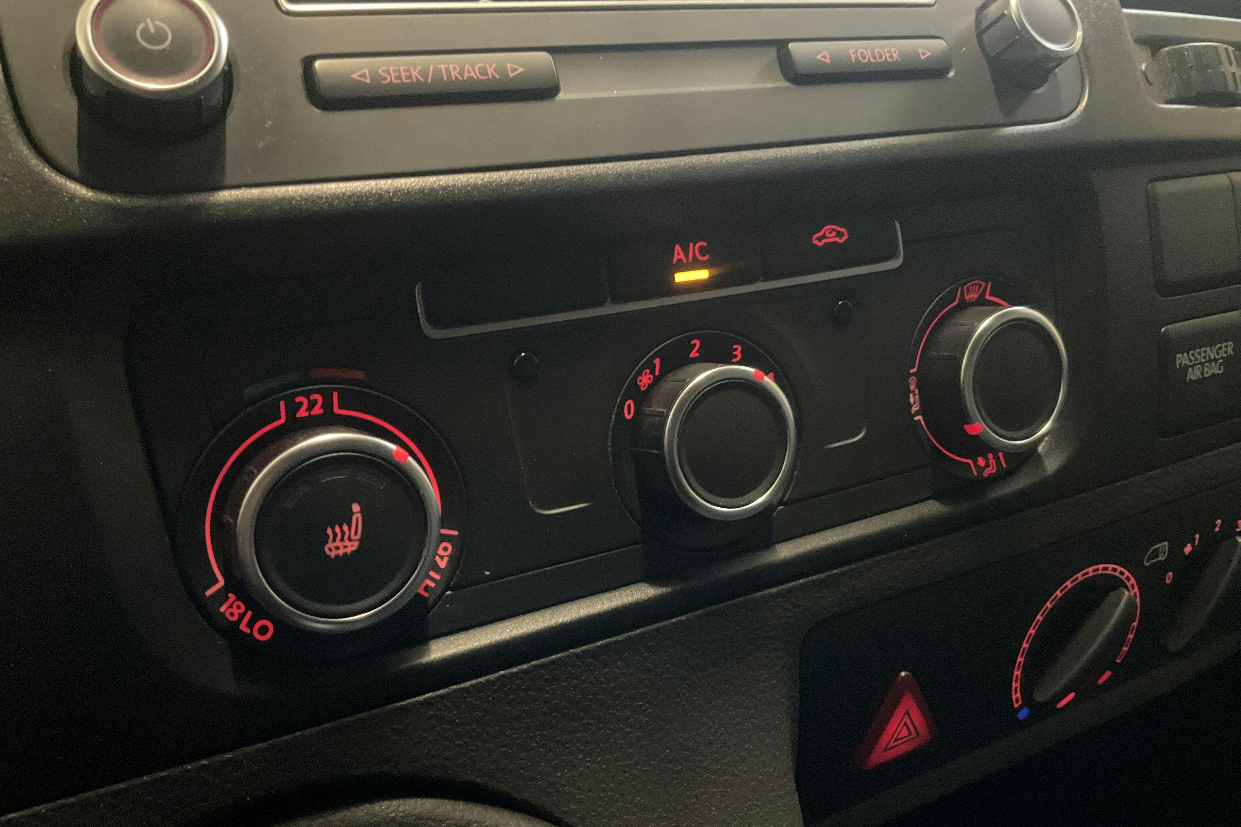 VW Transporter T5 2.0 TDI 4MOTION (140hk) - 152 570 km - Manualna - biały - 2015