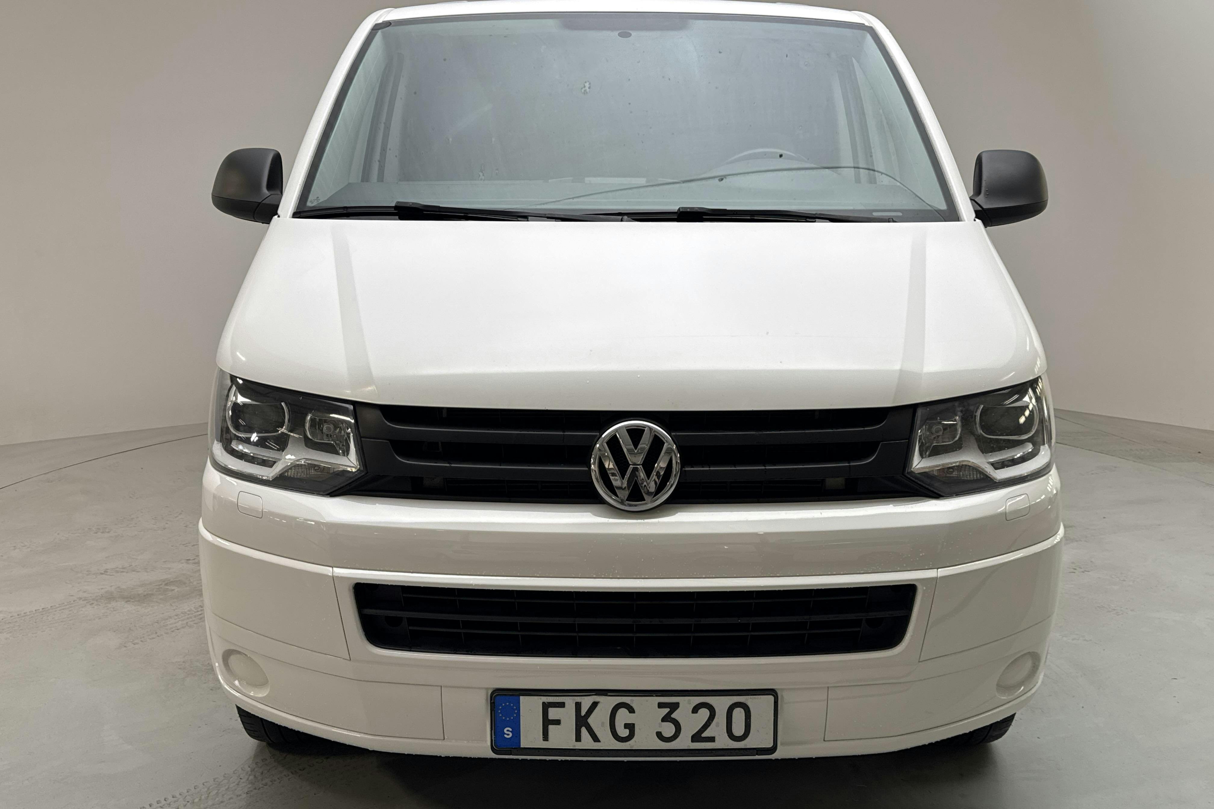 VW Transporter T5 2.0 TDI 4MOTION (140hk) - 152 570 km - Manualna - biały - 2015