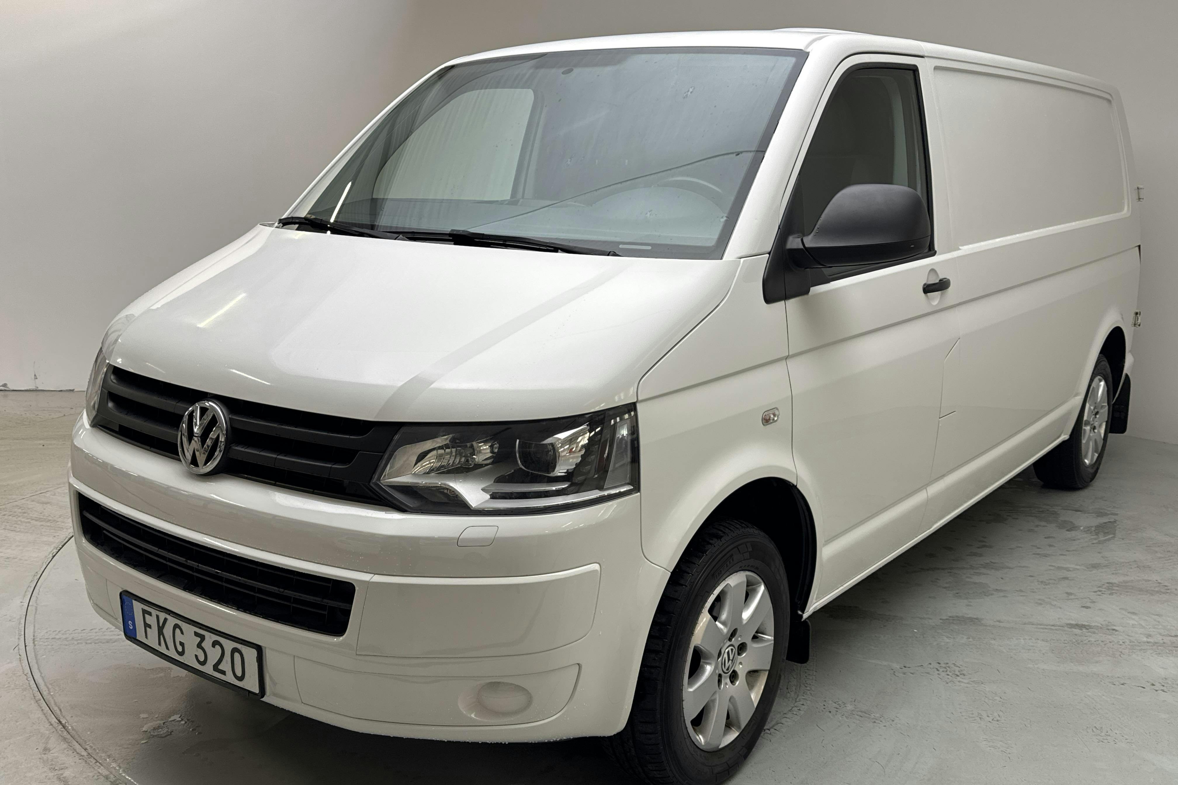 VW Transporter T5 2.0 TDI 4MOTION (140hk) - 152 570 km - Manualna - biały - 2015