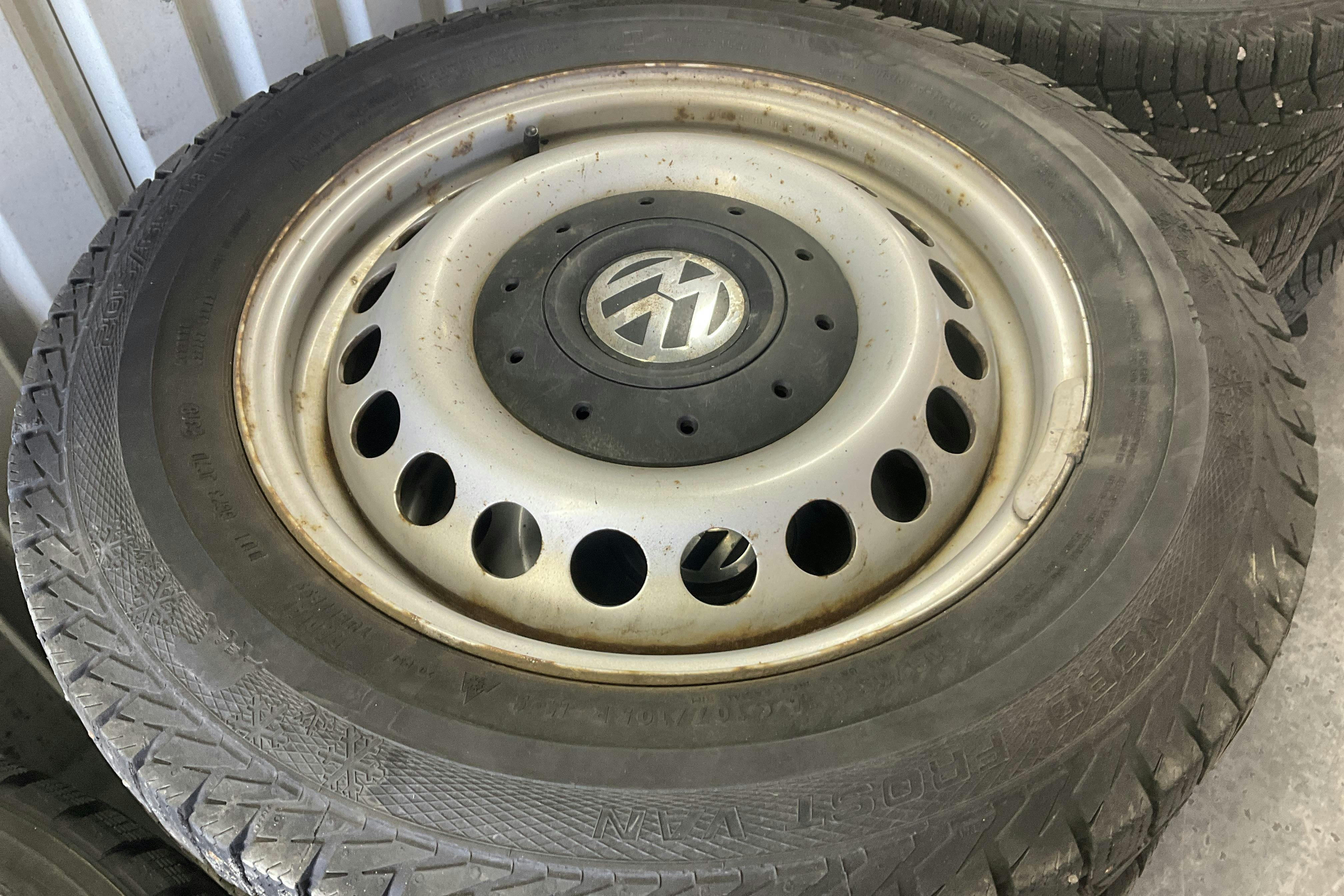 VW Transporter T5 2.0 TDI 4MOTION (140hk) - 152 570 km - Manualna - biały - 2015