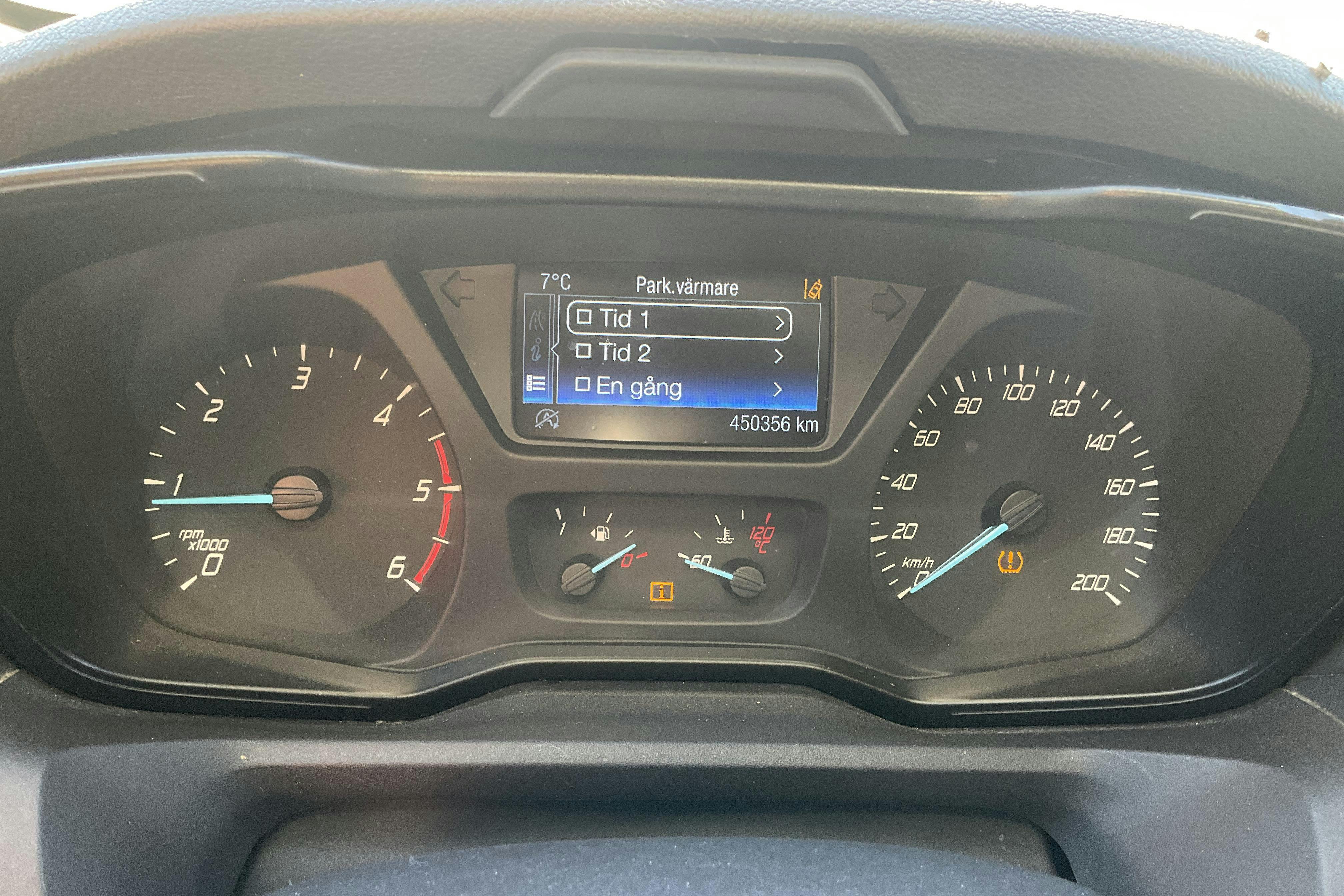 Ford Transit 350 2.0 TDCi 2WD Skåp (130hk) - 45 035 mil - Manuell - vit - 2016