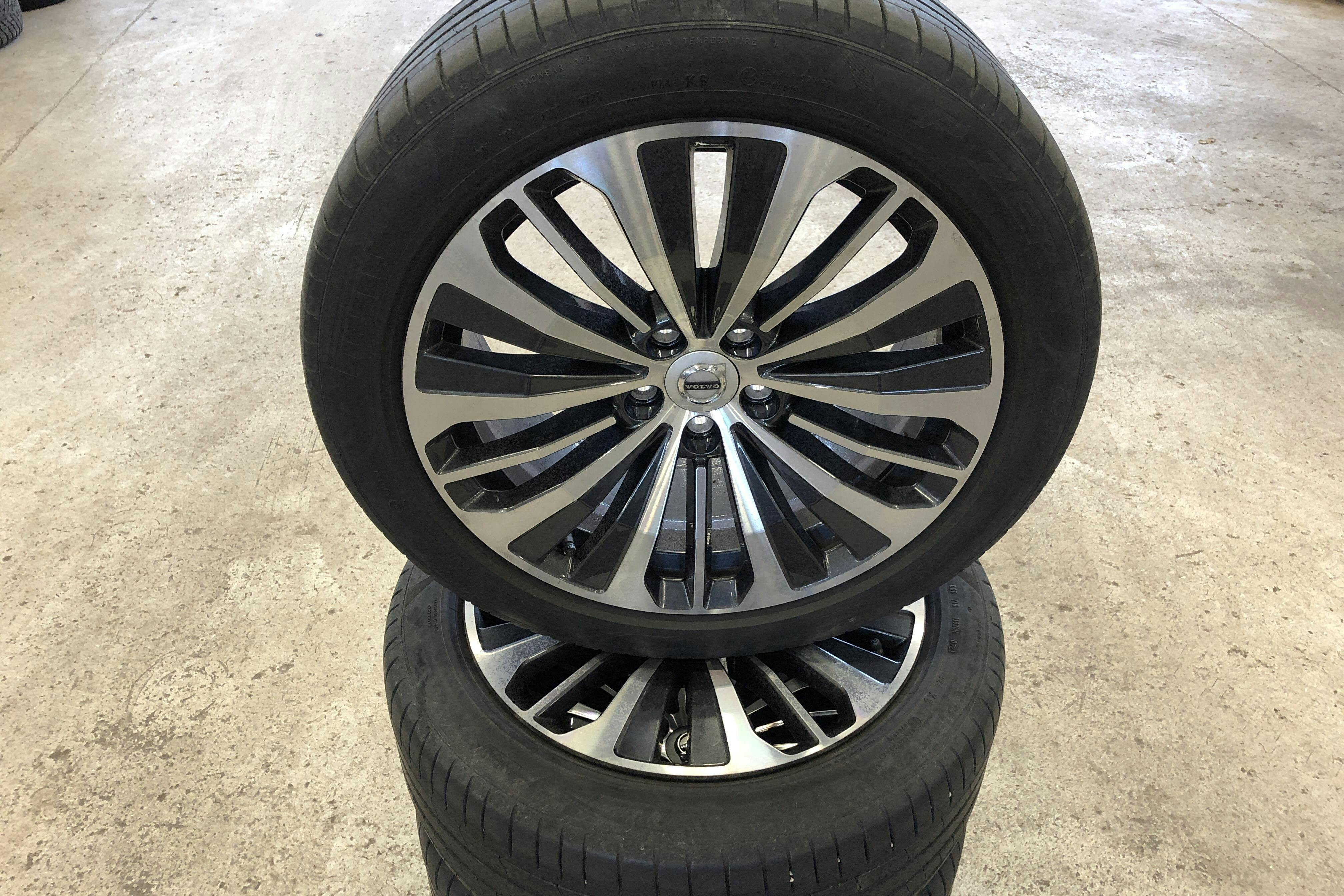 Volvo V90 B4 Mildhybrid, Diesel (190hk) - 6 893 mil - Automat - grå - 2022
