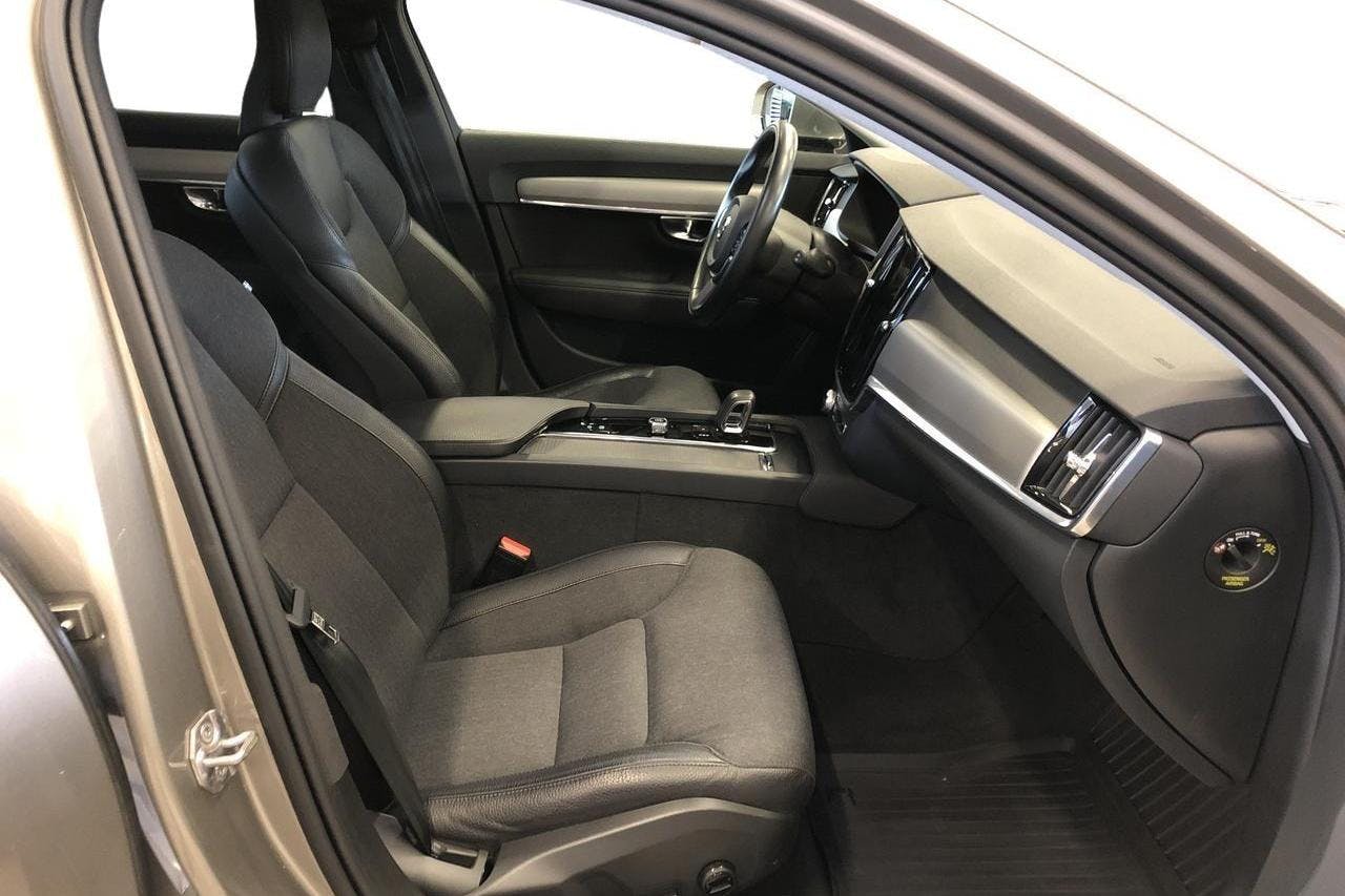 Volvo V90 B4 Mildhybrid, Diesel (190hk) - 6 893 mil - Automat - grå - 2022