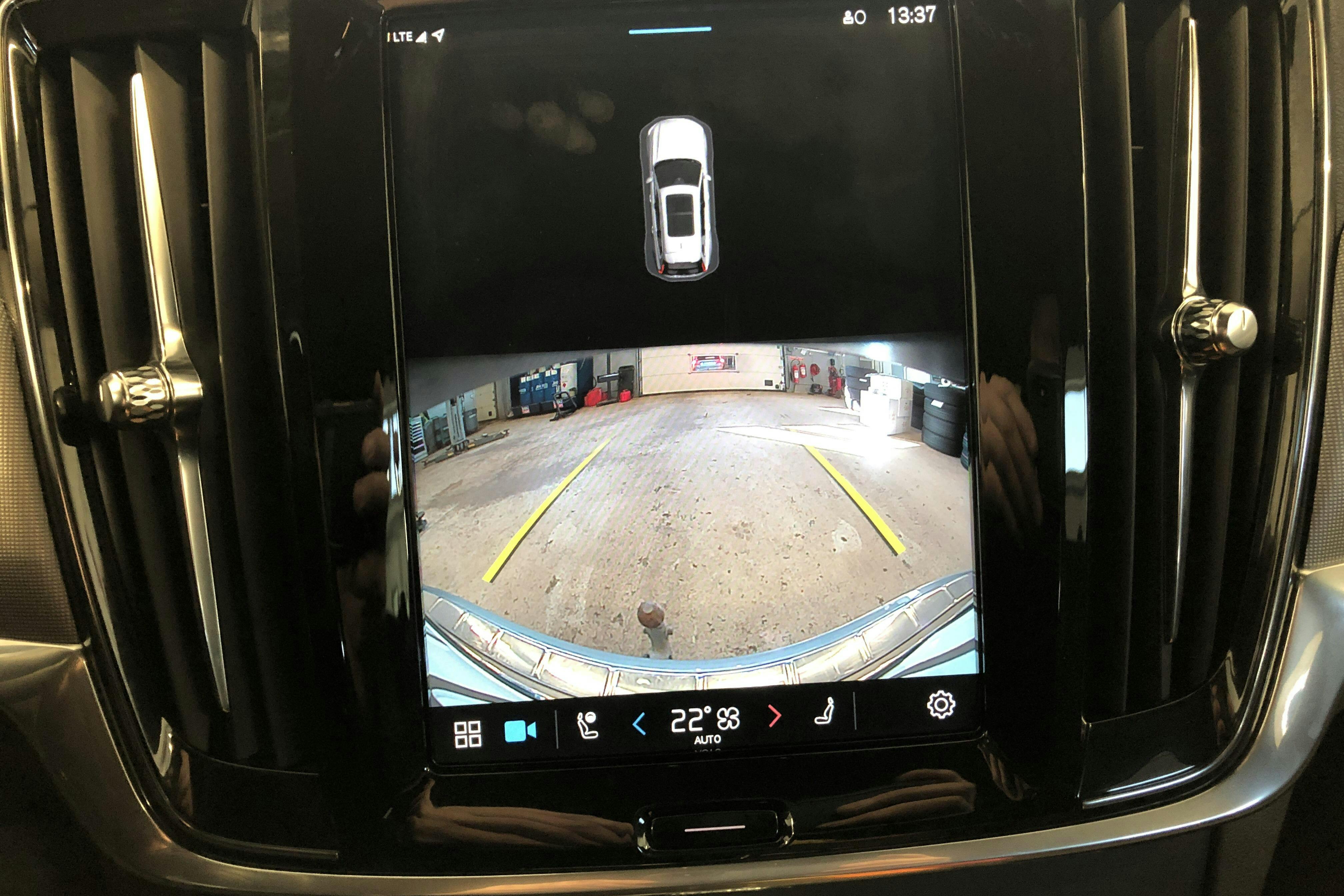 Volvo V90 B4 Mildhybrid, Diesel (190hk) - 6 893 mil - Automat - grå - 2022