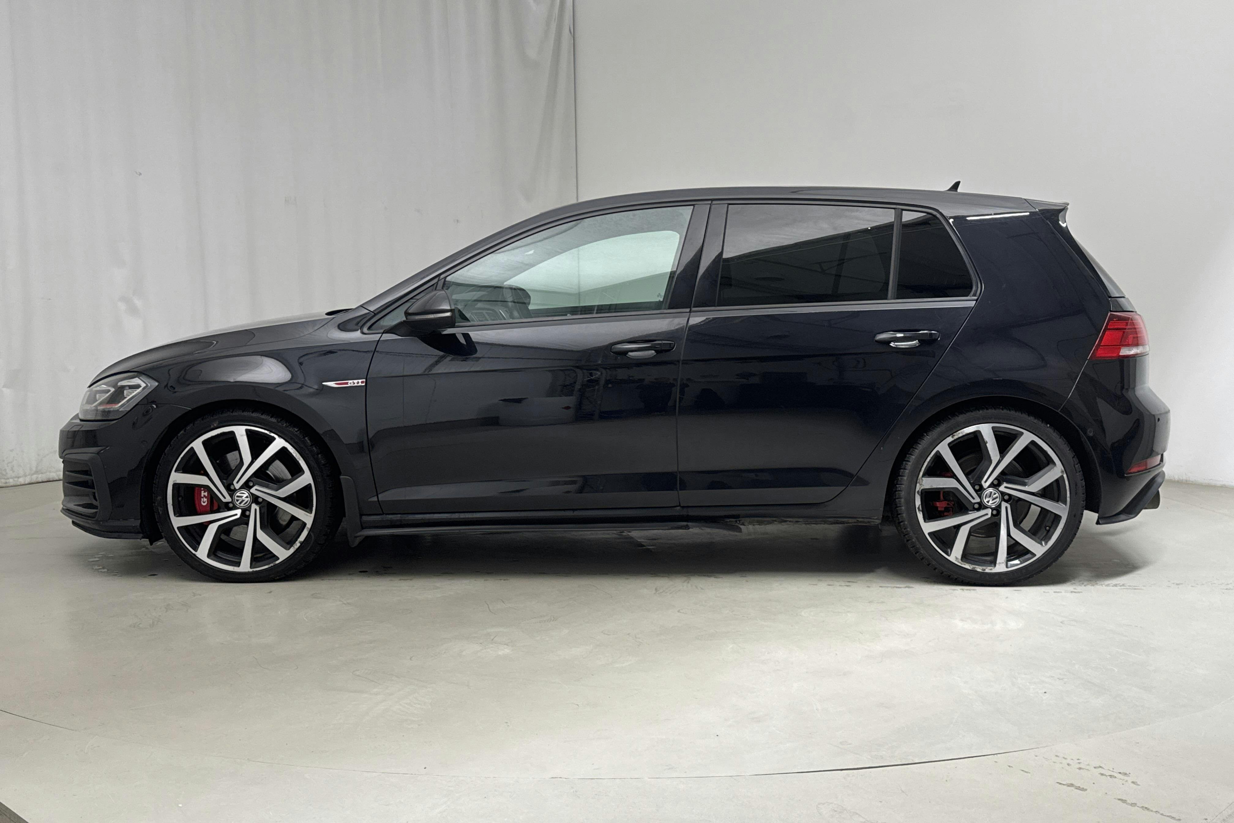 VW Golf VII GTI 5dr (245hk) - 17 191 mil - Automat - svart - 2017