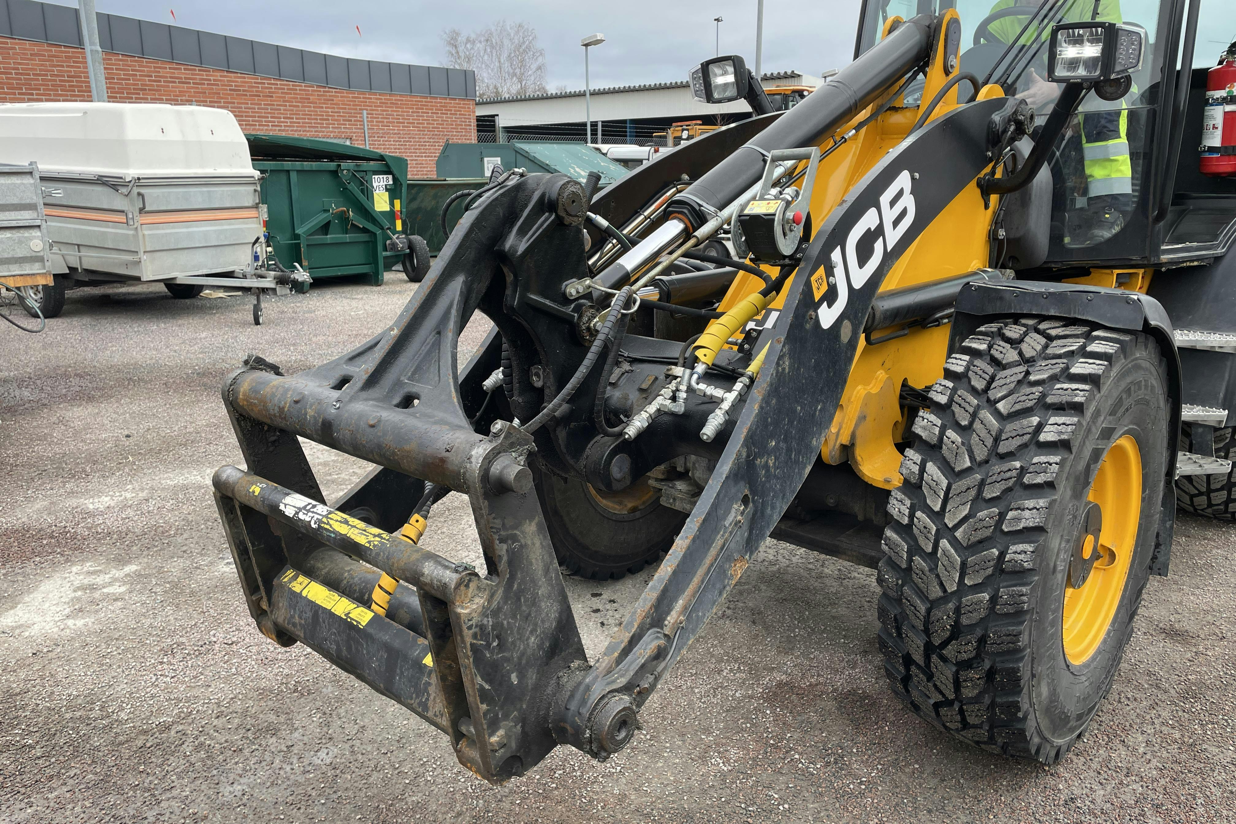 JCB 409 inkl redskap -  - Automat - 2016