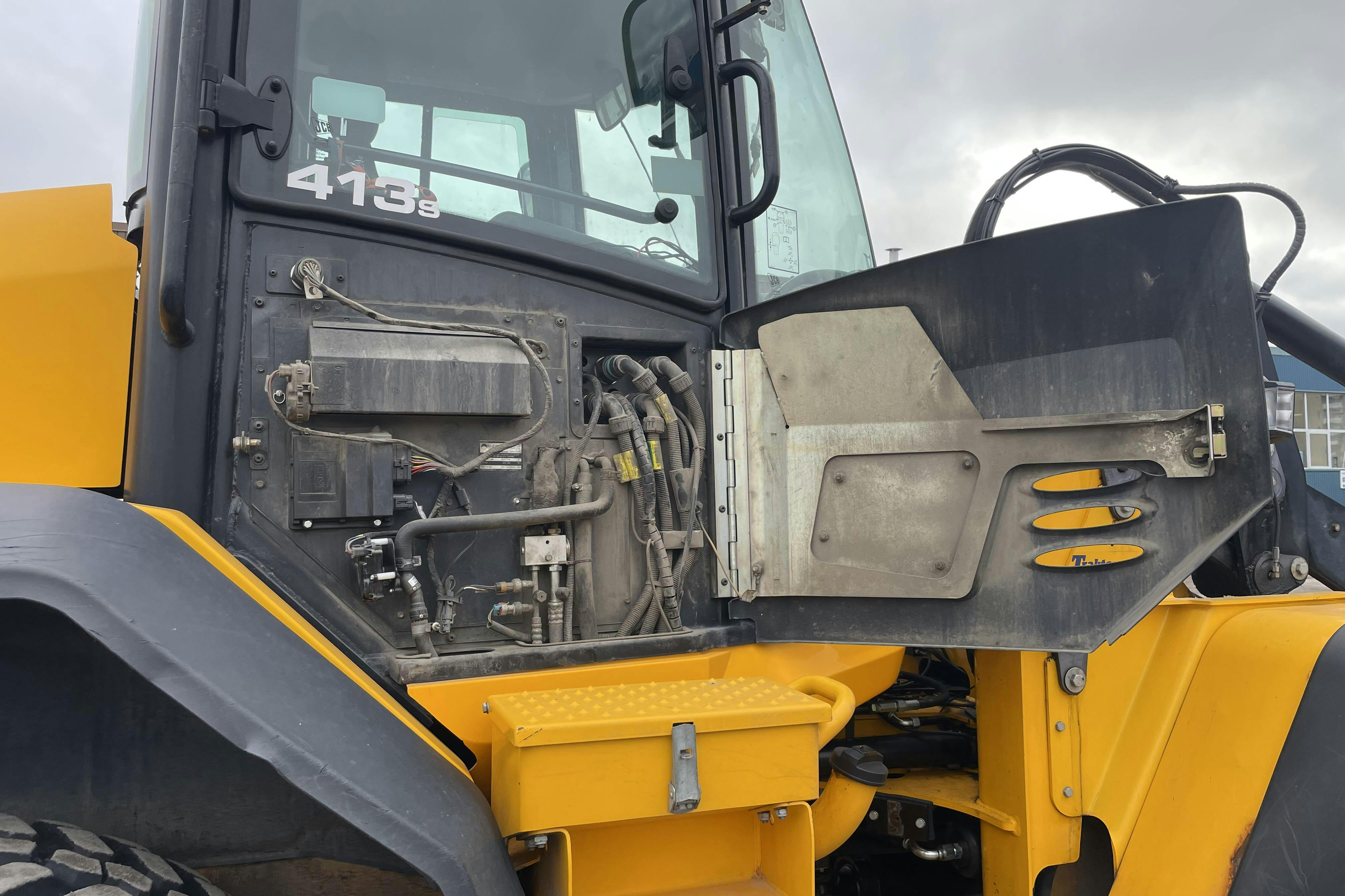 JCB 413S inkl redskap -  - Automat - 2014