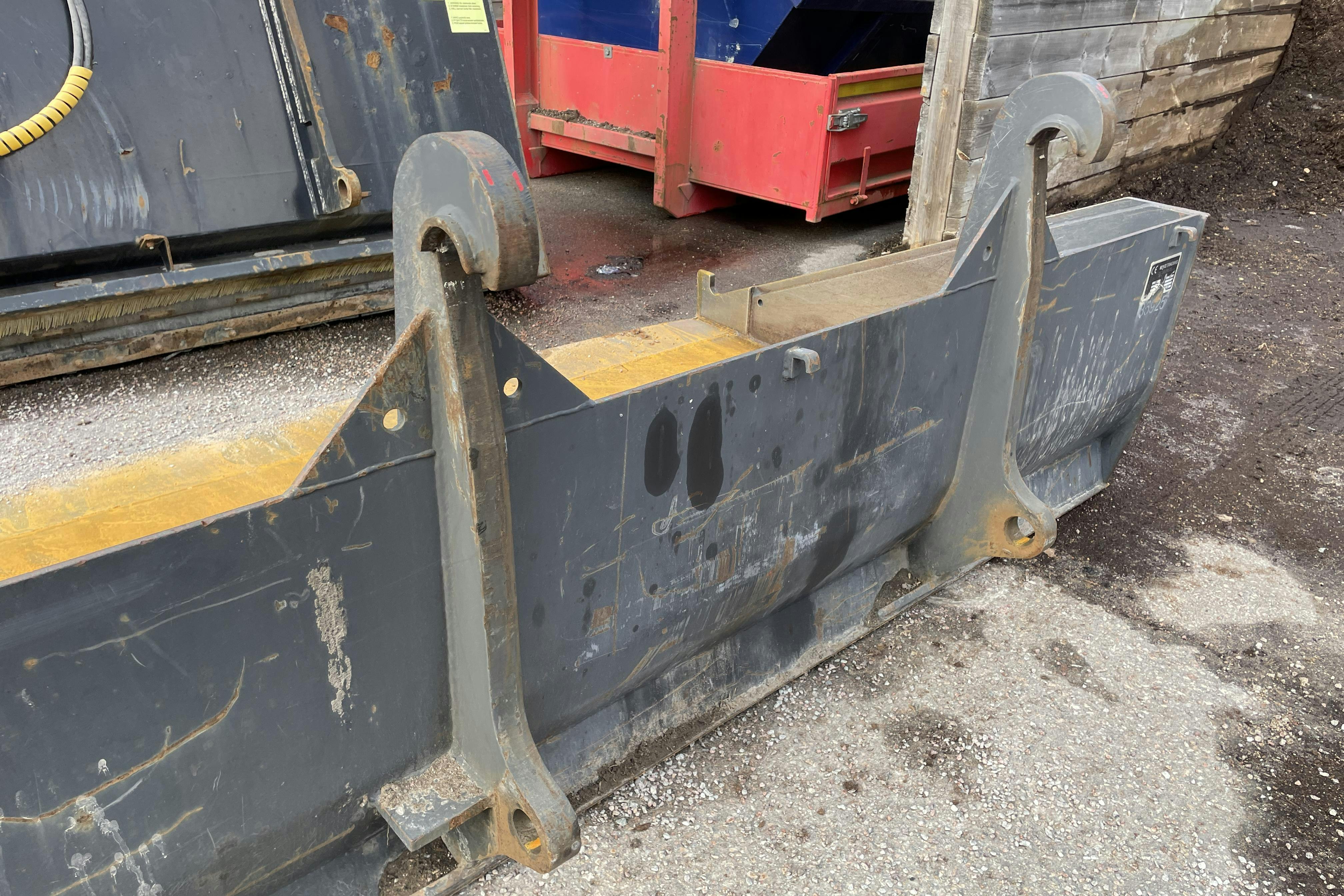 JCB 413S inkl redskap -  - Automat - 2014