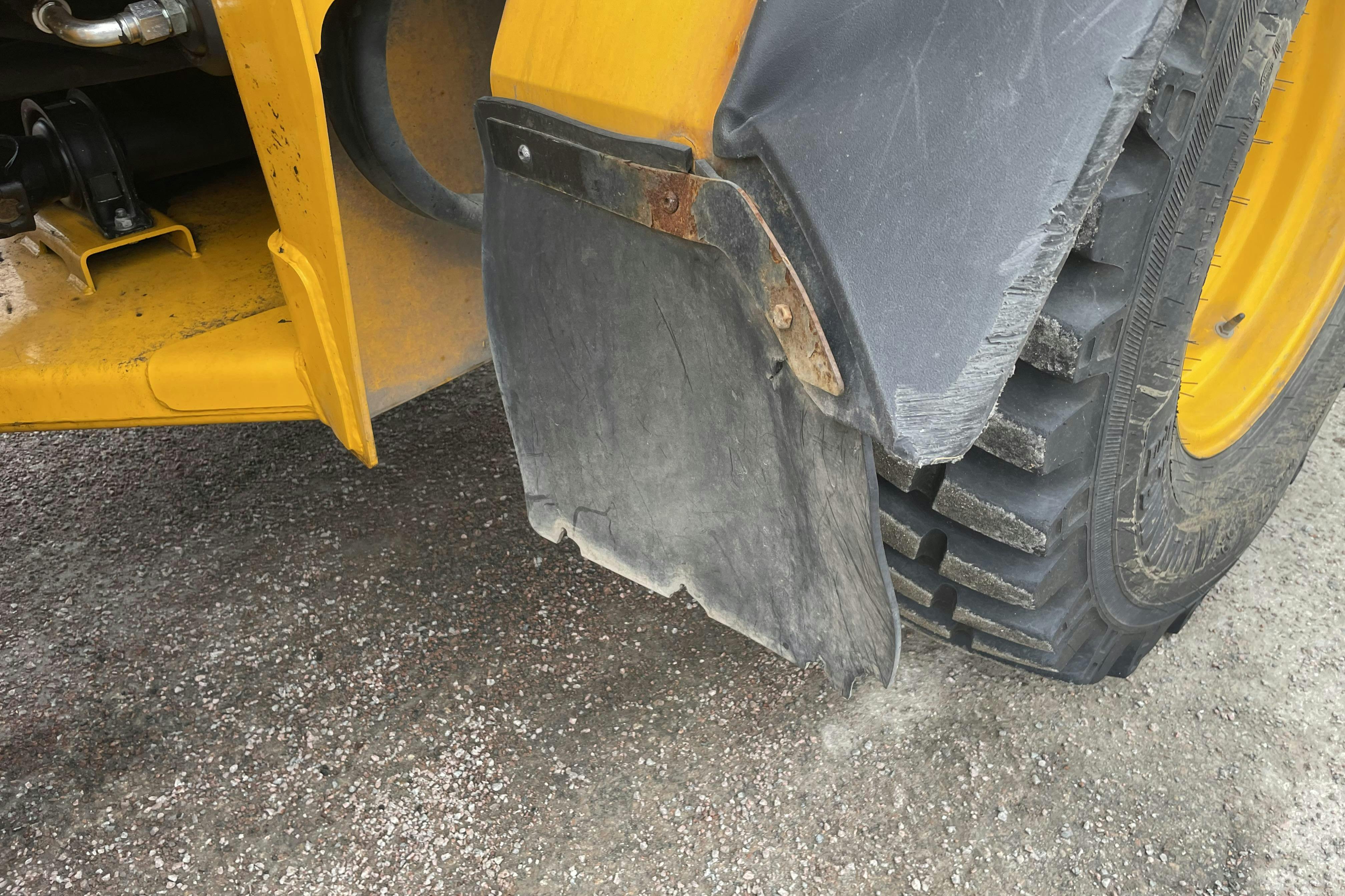 JCB 413S inkl redskap -  - Automat - 2014