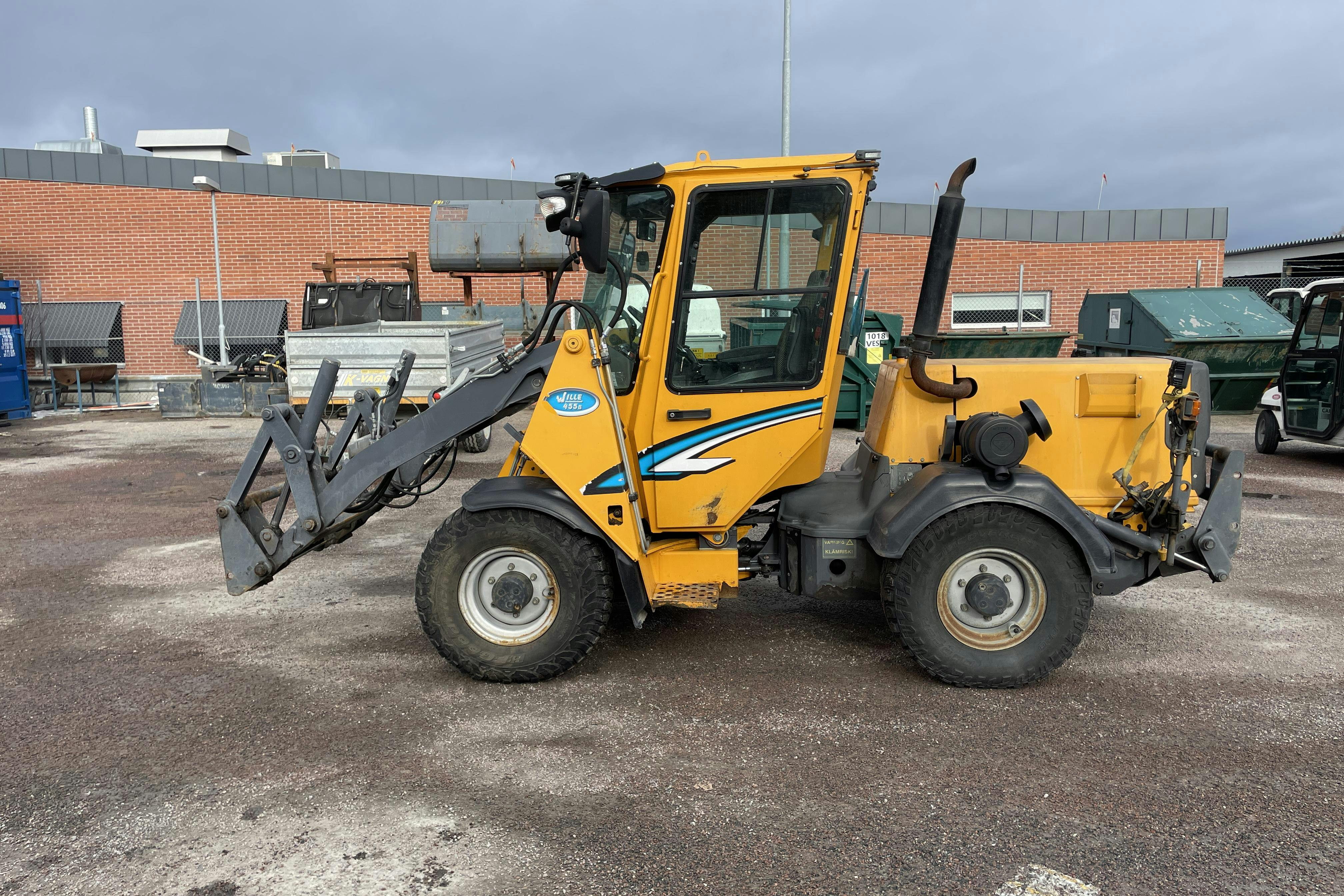 Wille 455B inkl redskap -  - Automat - 2004