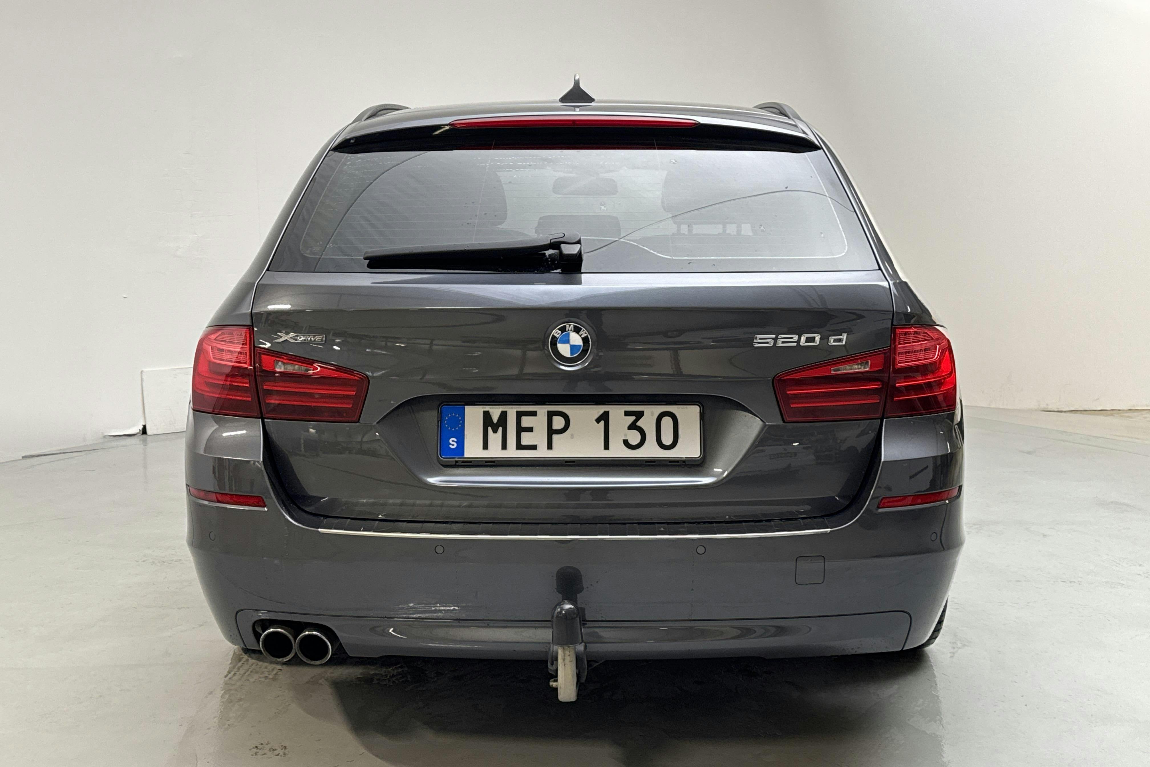BMW 520d xDrive Touring, F11 (190hk) - 11 879 mil - Automat - grå - 2016