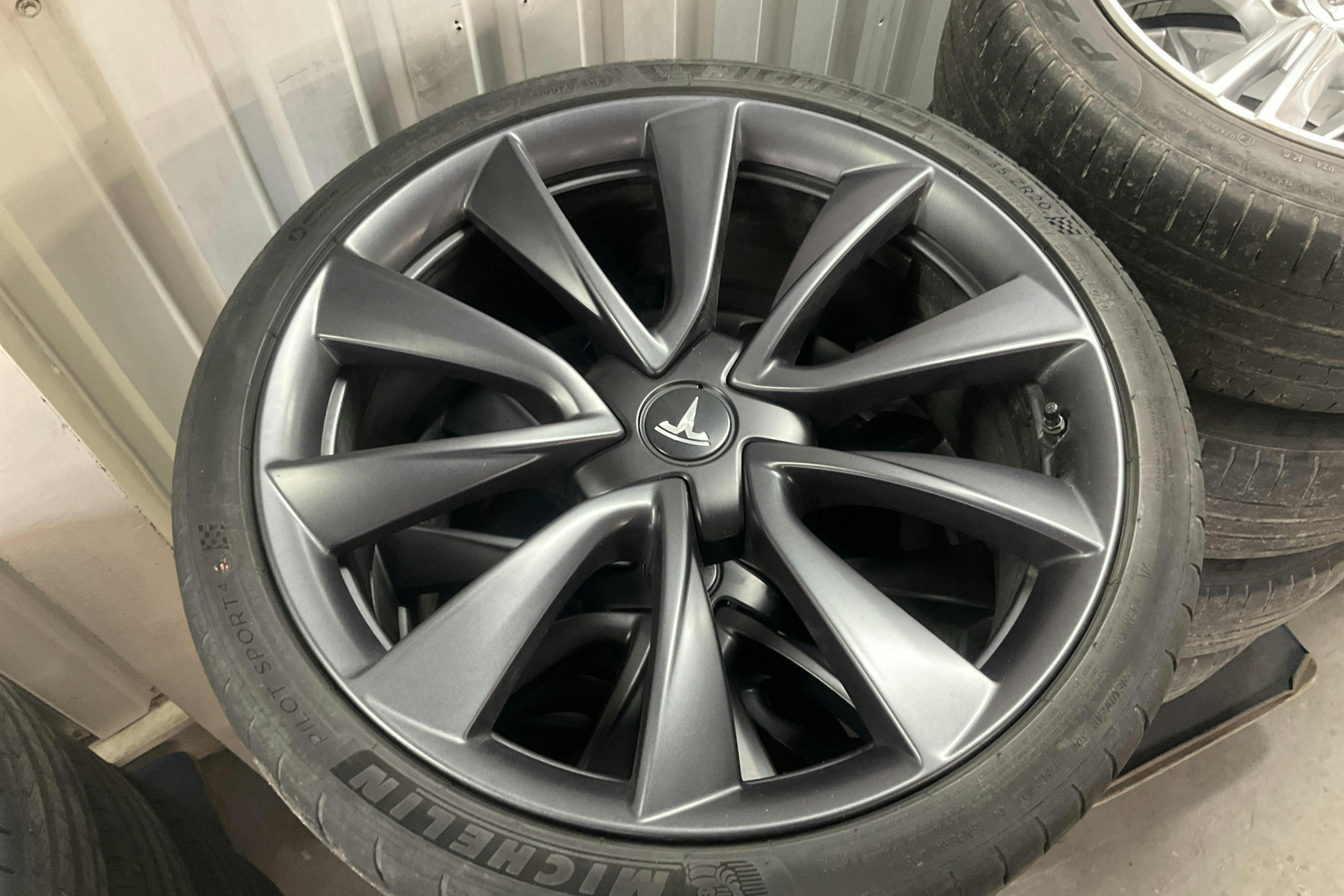 Tesla Model 3 Performance AWD - 65 070 km - Automaattinen - punainen - 2020
