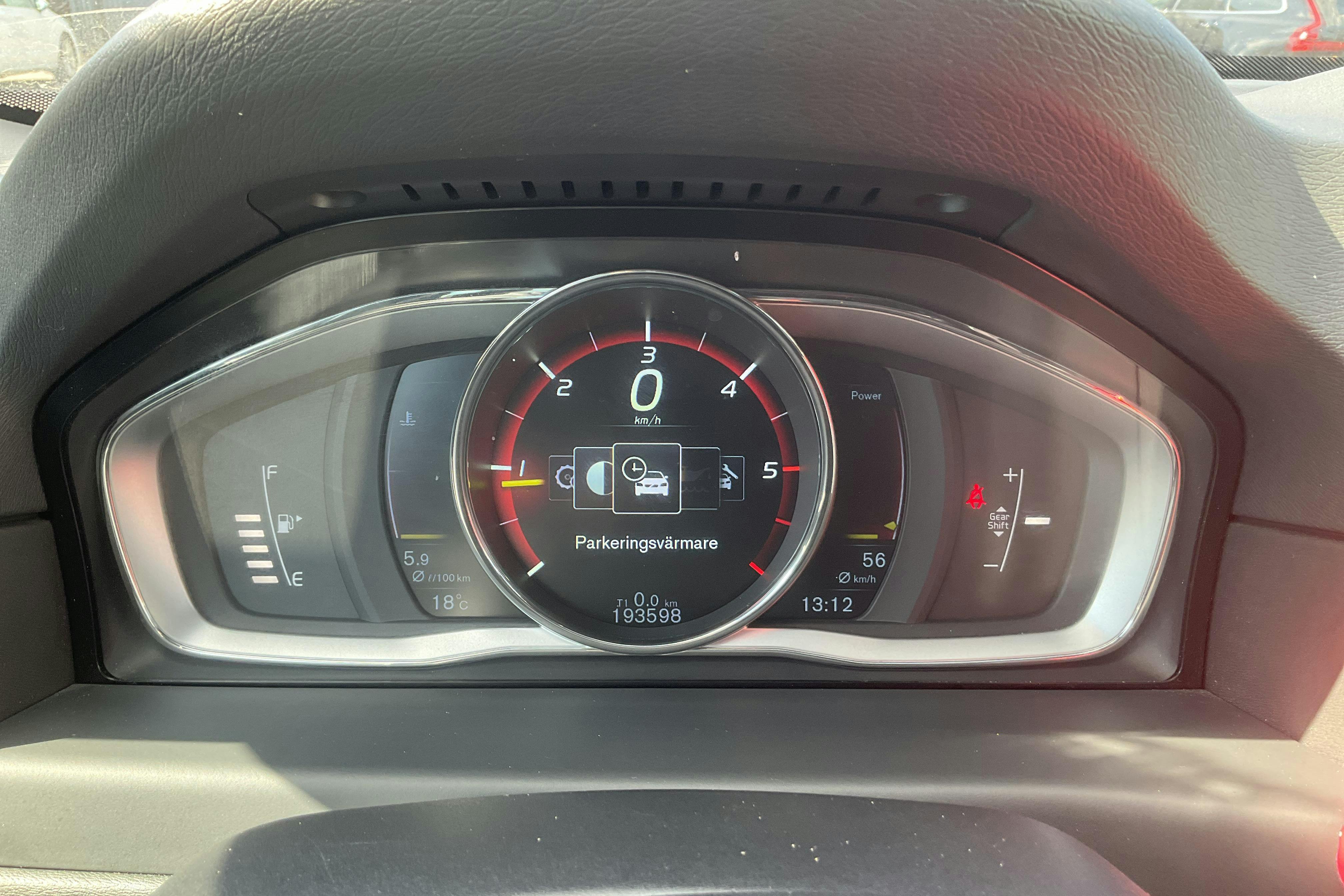 Volvo XC70 II D4 2WD (181hk) - 193 600 km - Manual - black - 2015