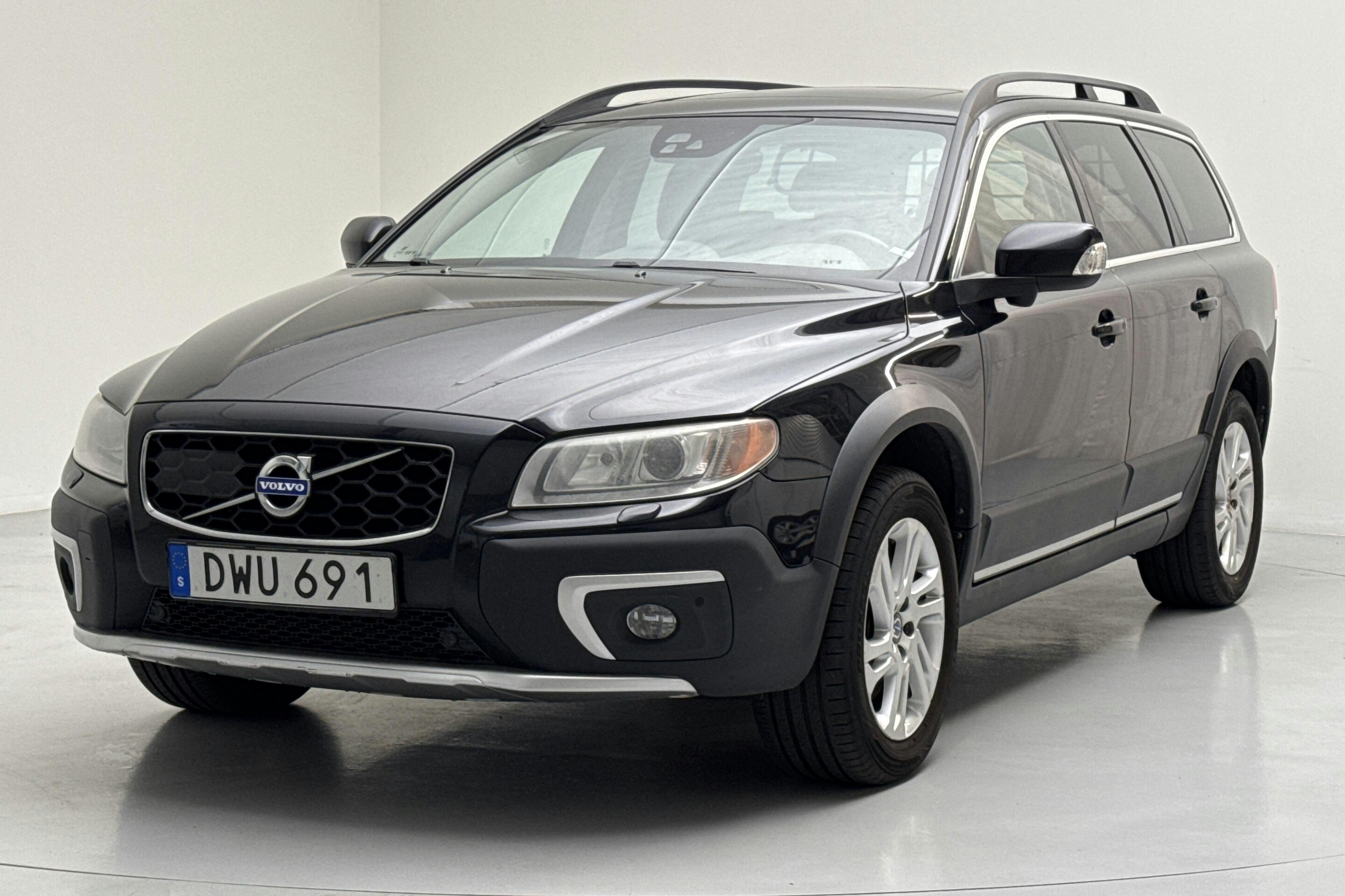 Volvo XC70 II D4 2WD (181hk) - 193 600 km - Manualna - czarny - 2015