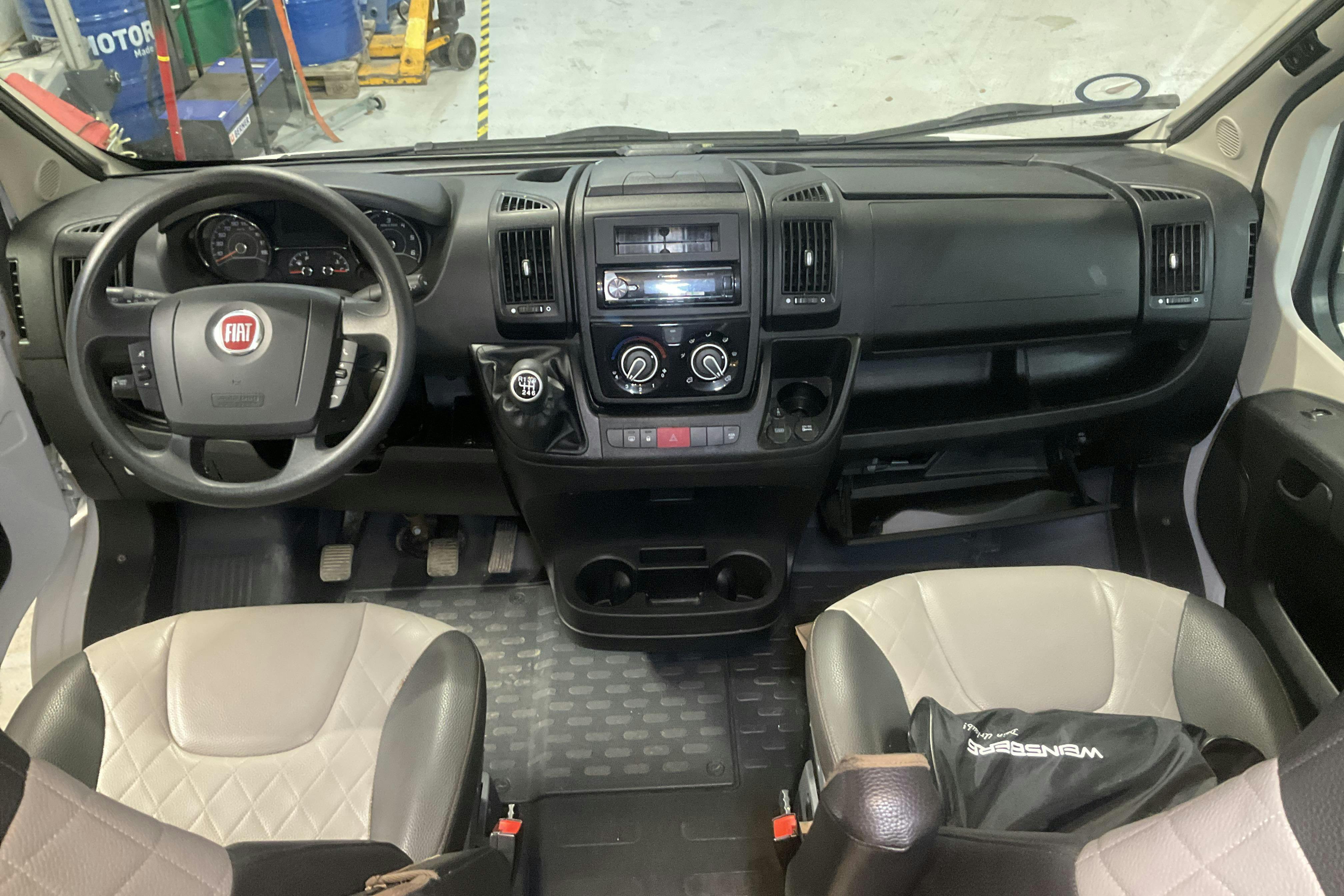 FIAT WEINSBERG CaraSuite 650 MF Husbil - 91 120 km - Käsitsi - valge - 2021