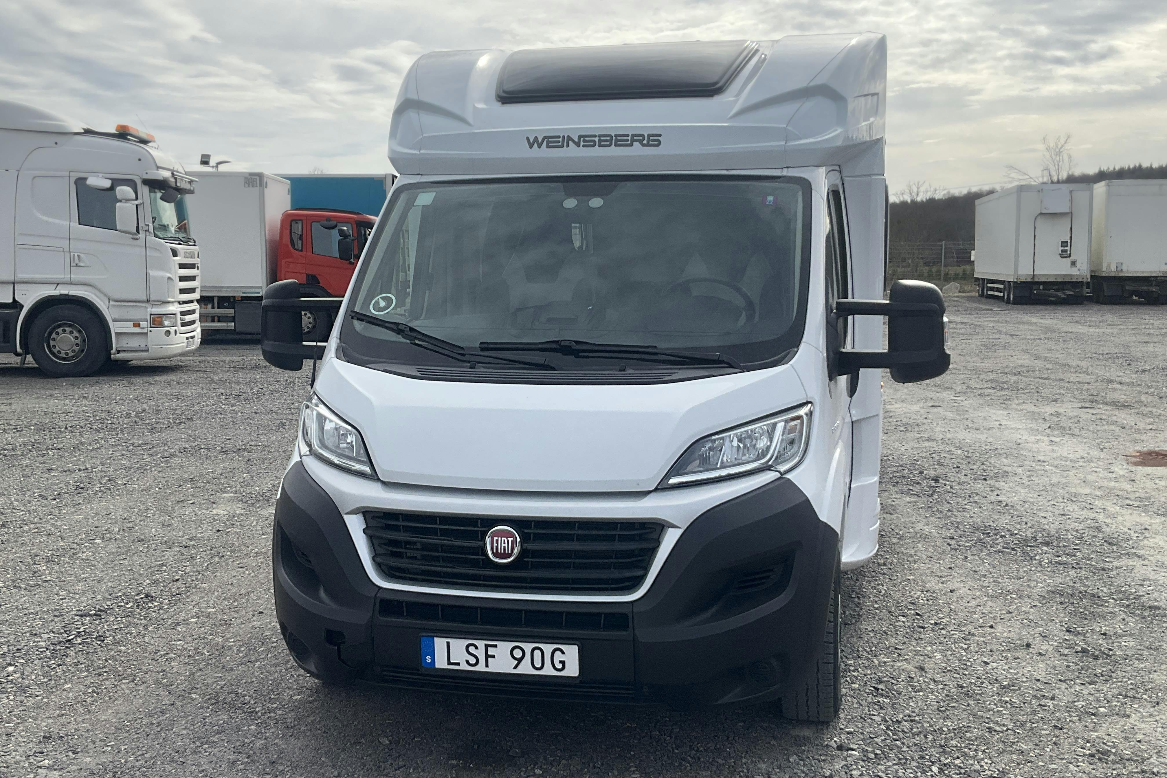 FIAT WEINSBERG CaraSuite 650 MF Husbil - 91 120 km - Käsitsi - valge - 2021