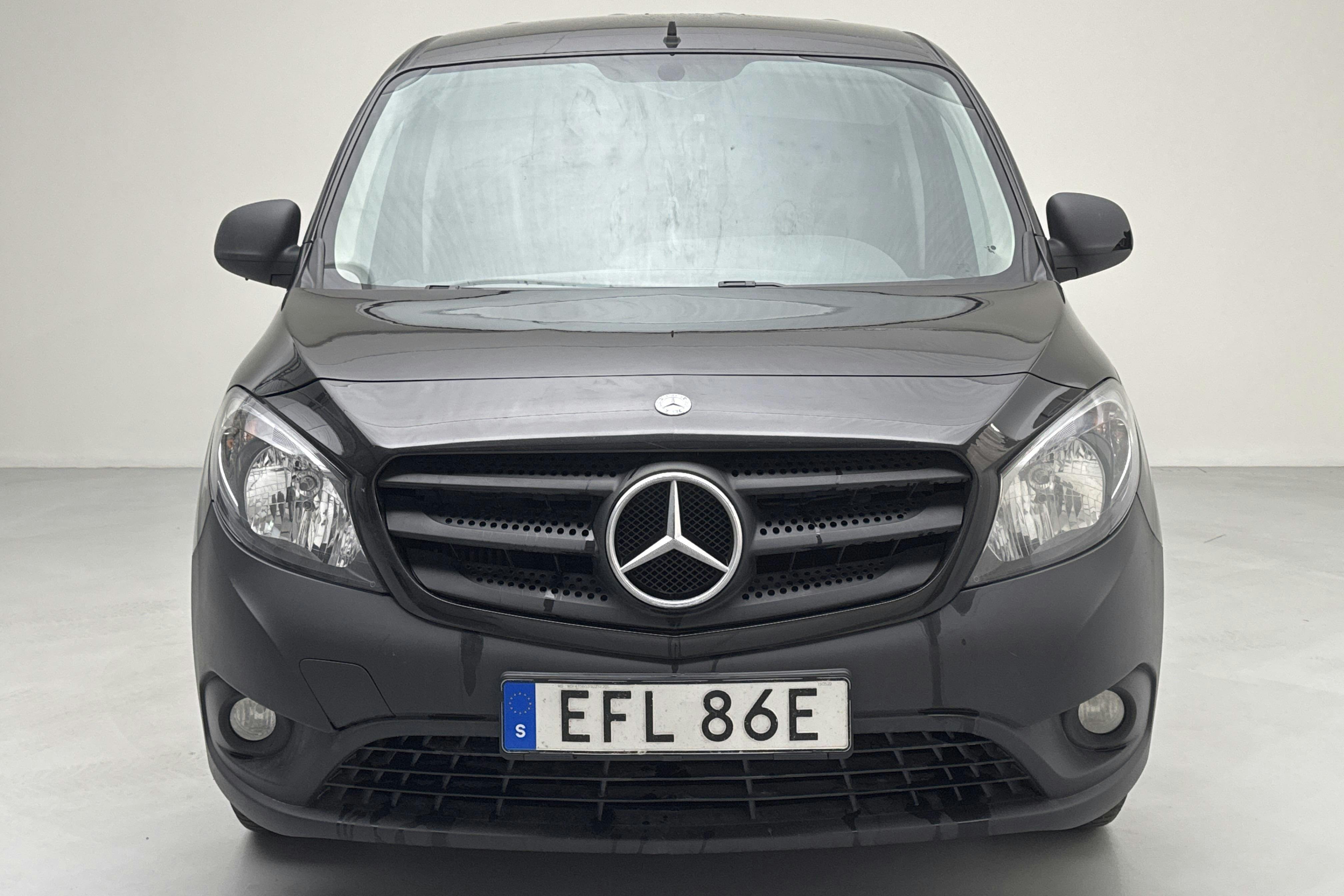 Mercedes Citan 109 1.5 CDI (90hk) - 146 450 km - Käsitsi - must - 2019