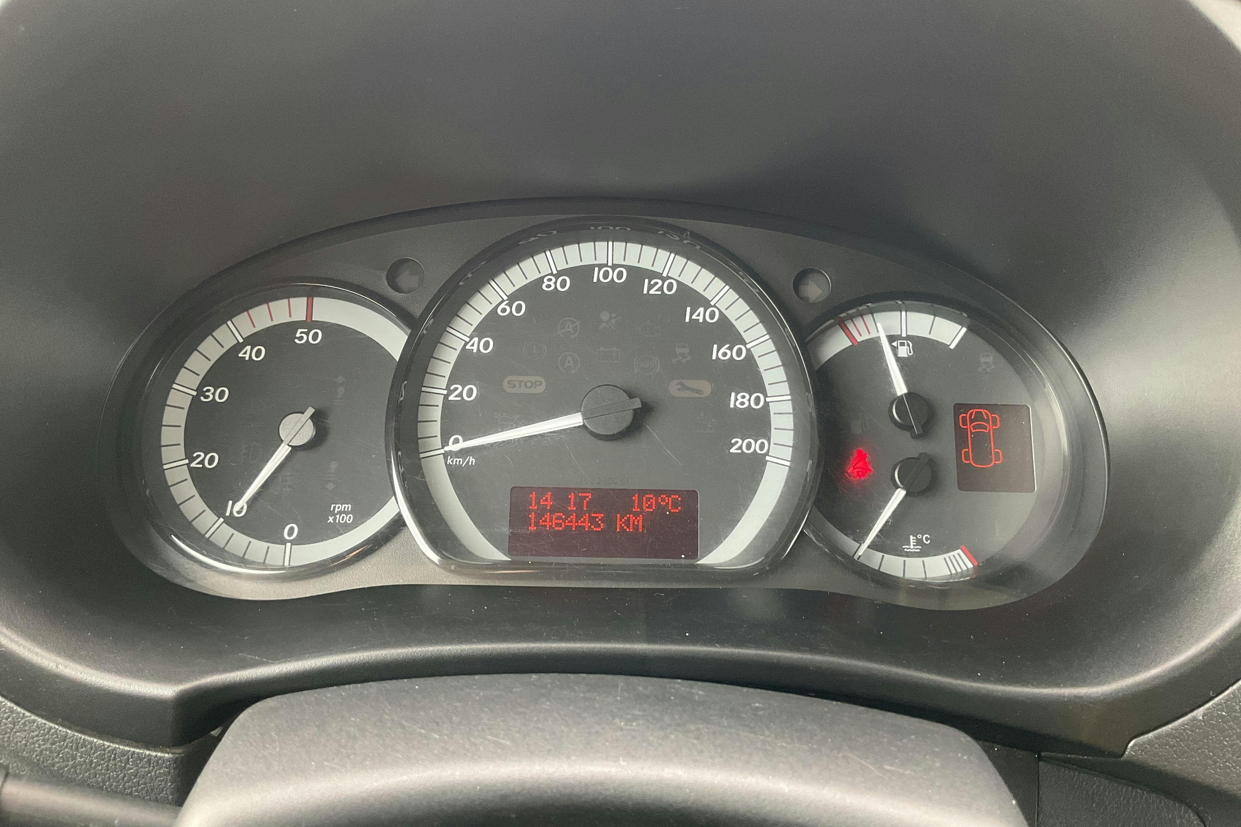 Mercedes Citan 109 1.5 CDI (90hk) - 146 450 km - Käsitsi - must - 2019