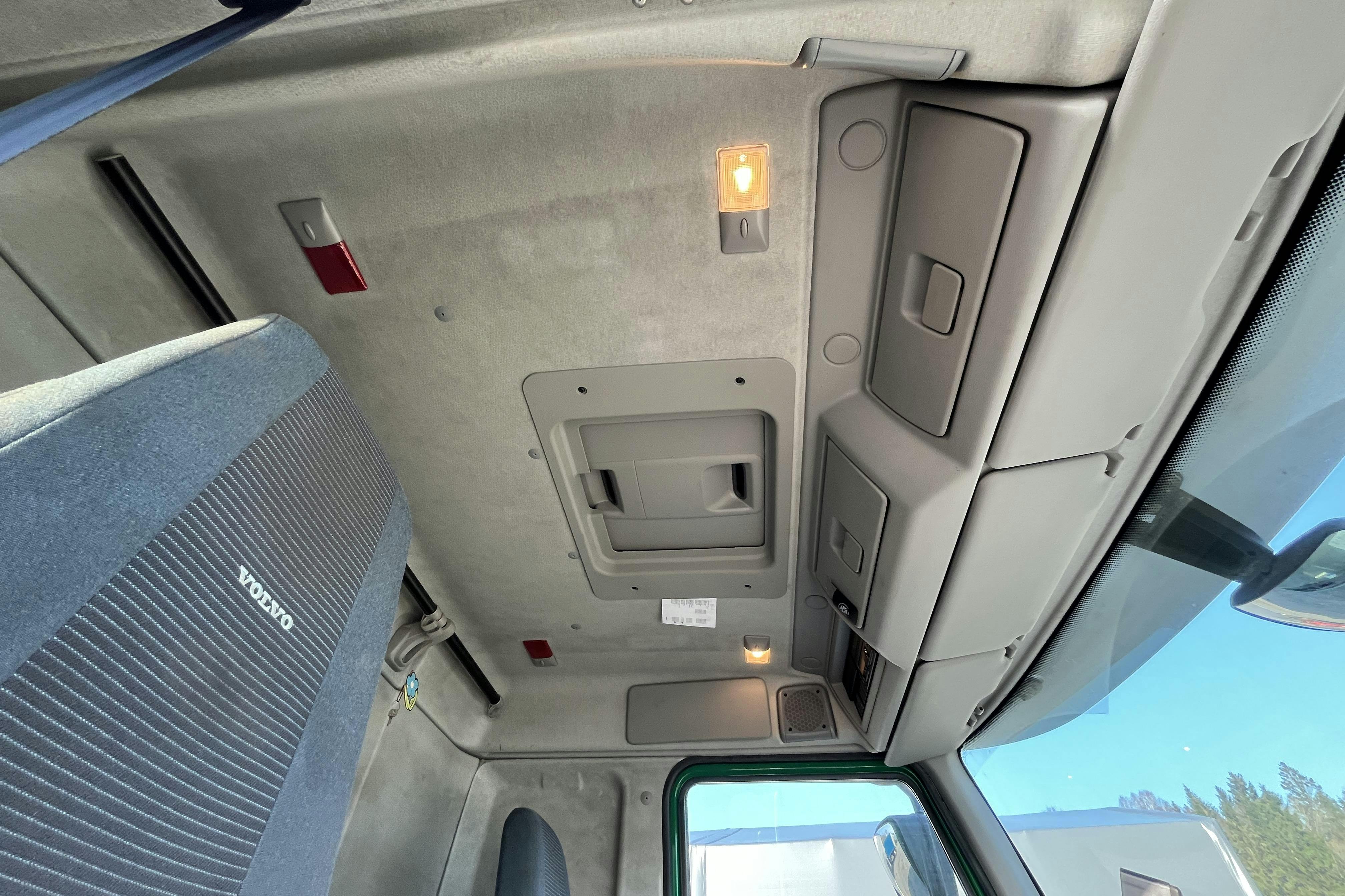 VOLVO FL240 kärltvätt - 119 681 km - Automat - grön - 2008