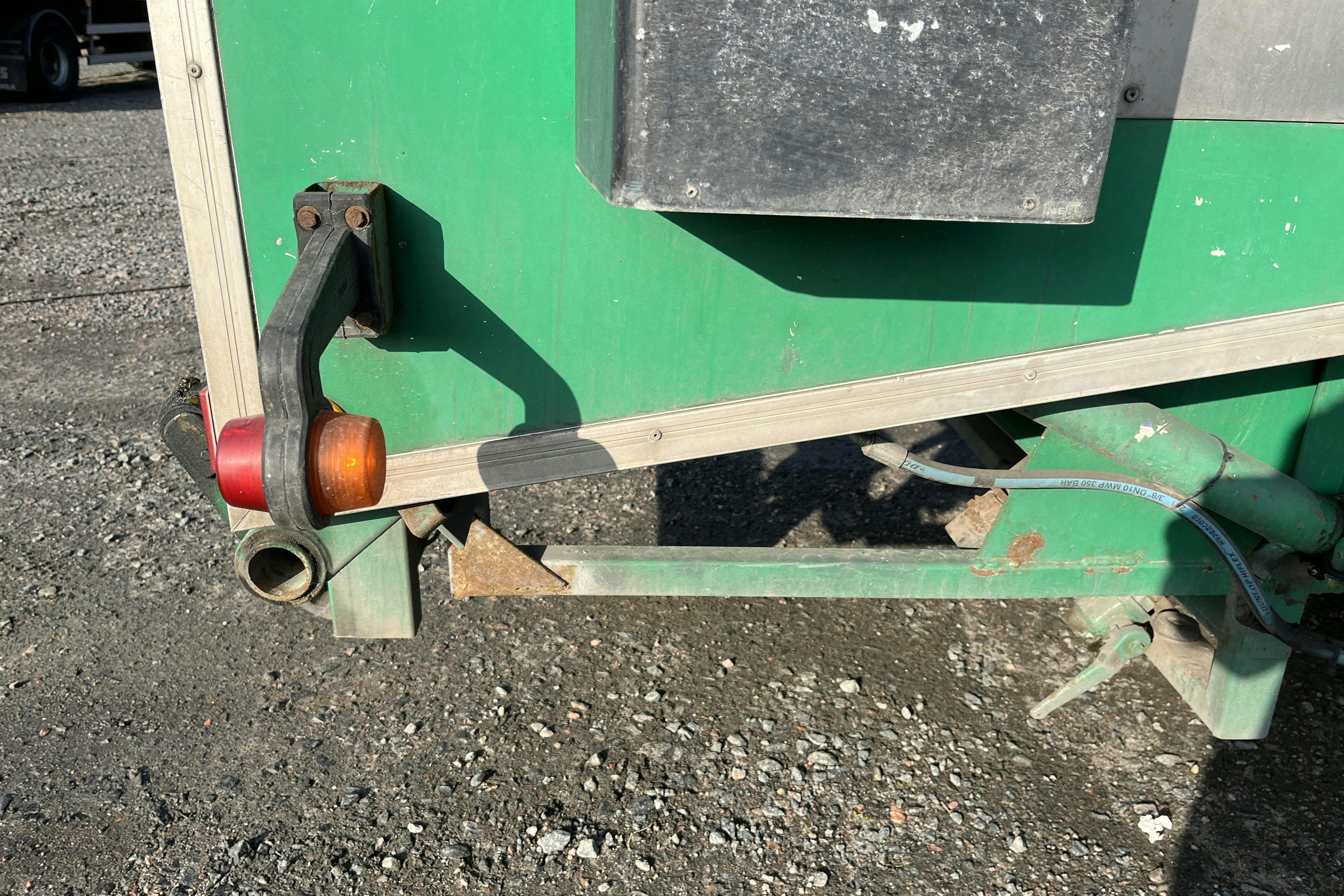 VOLVO FL240 kärltvätt - 119 681 km - Automat - grön - 2008
