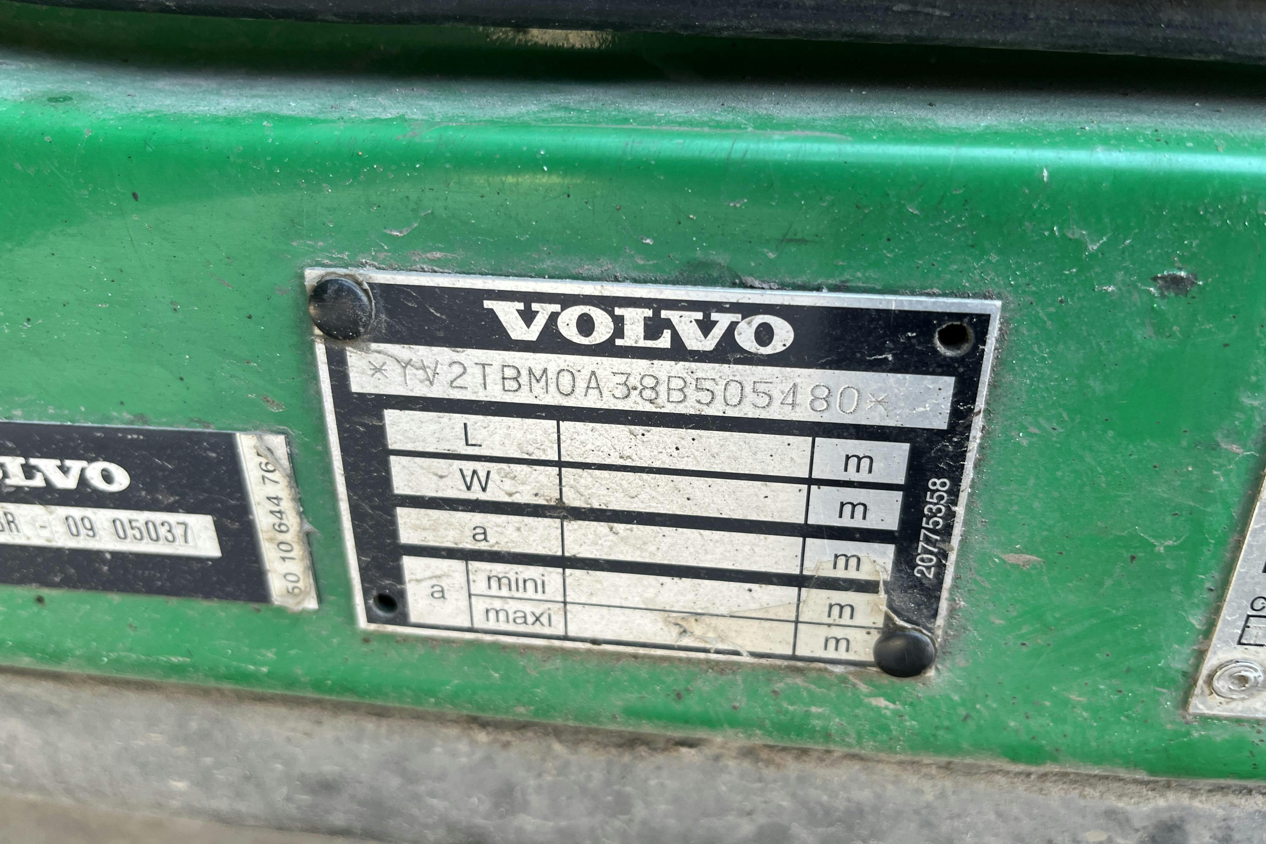 VOLVO FL240 kärltvätt - 119 681 km - Automat - grön - 2008