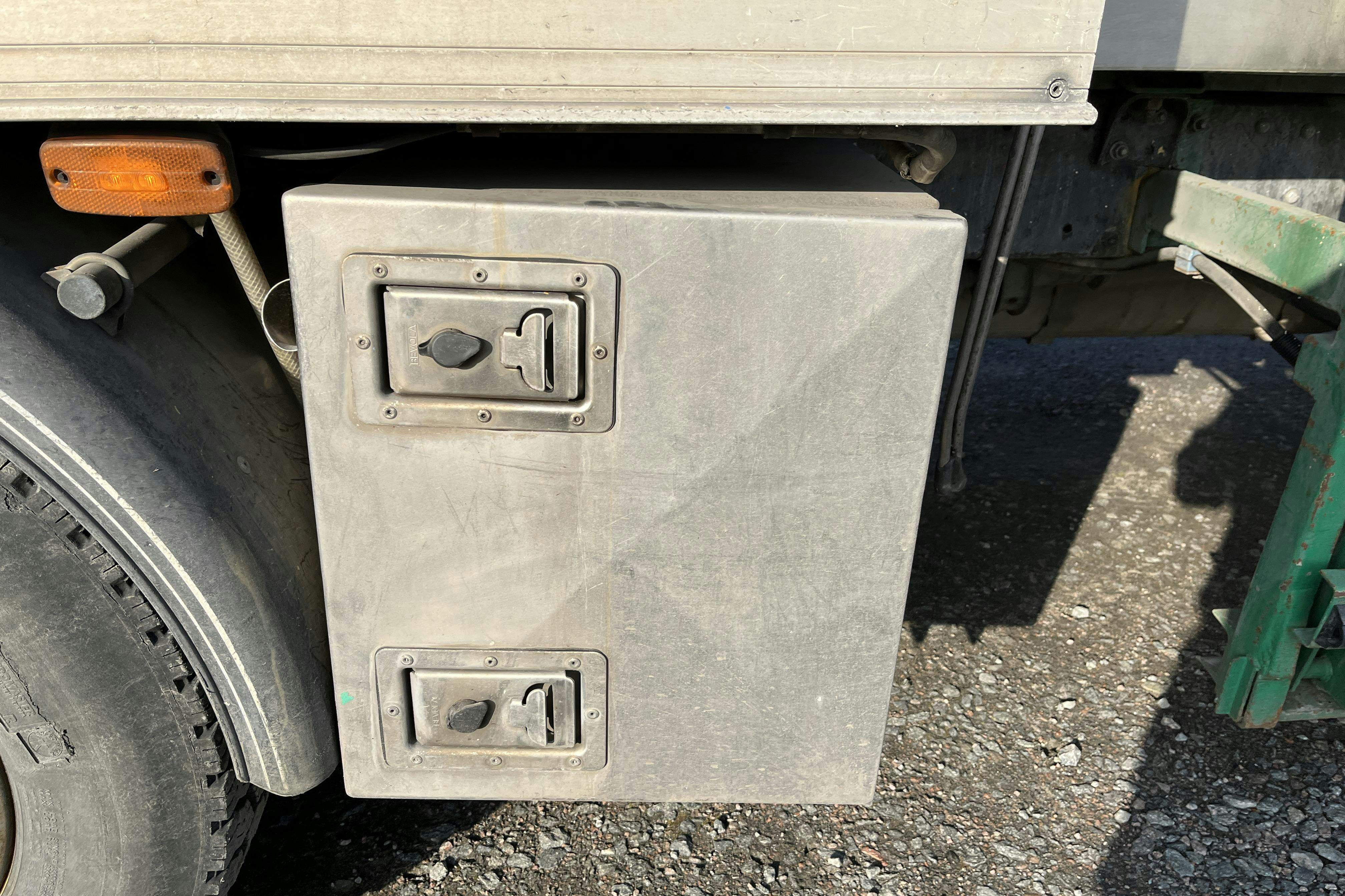 VOLVO FL240 kärltvätt - 119 681 km - Automat - grön - 2008