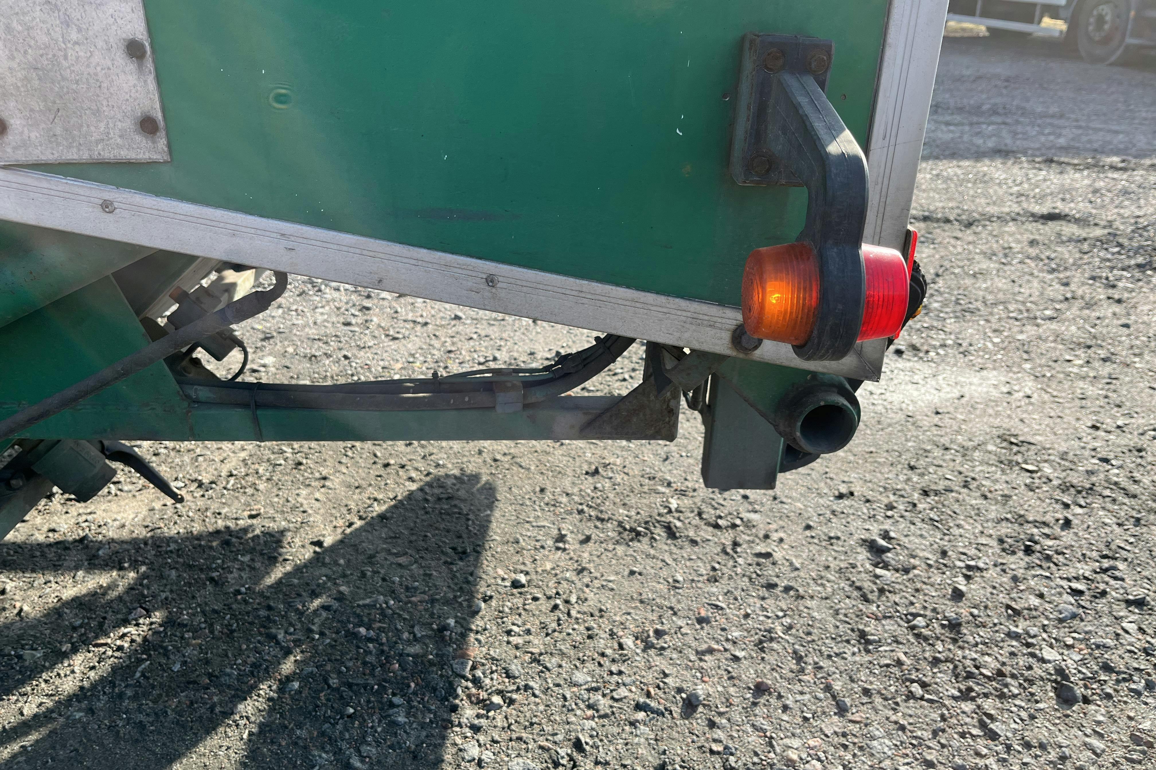 VOLVO FL240 kärltvätt - 119 681 km - Automat - grön - 2008