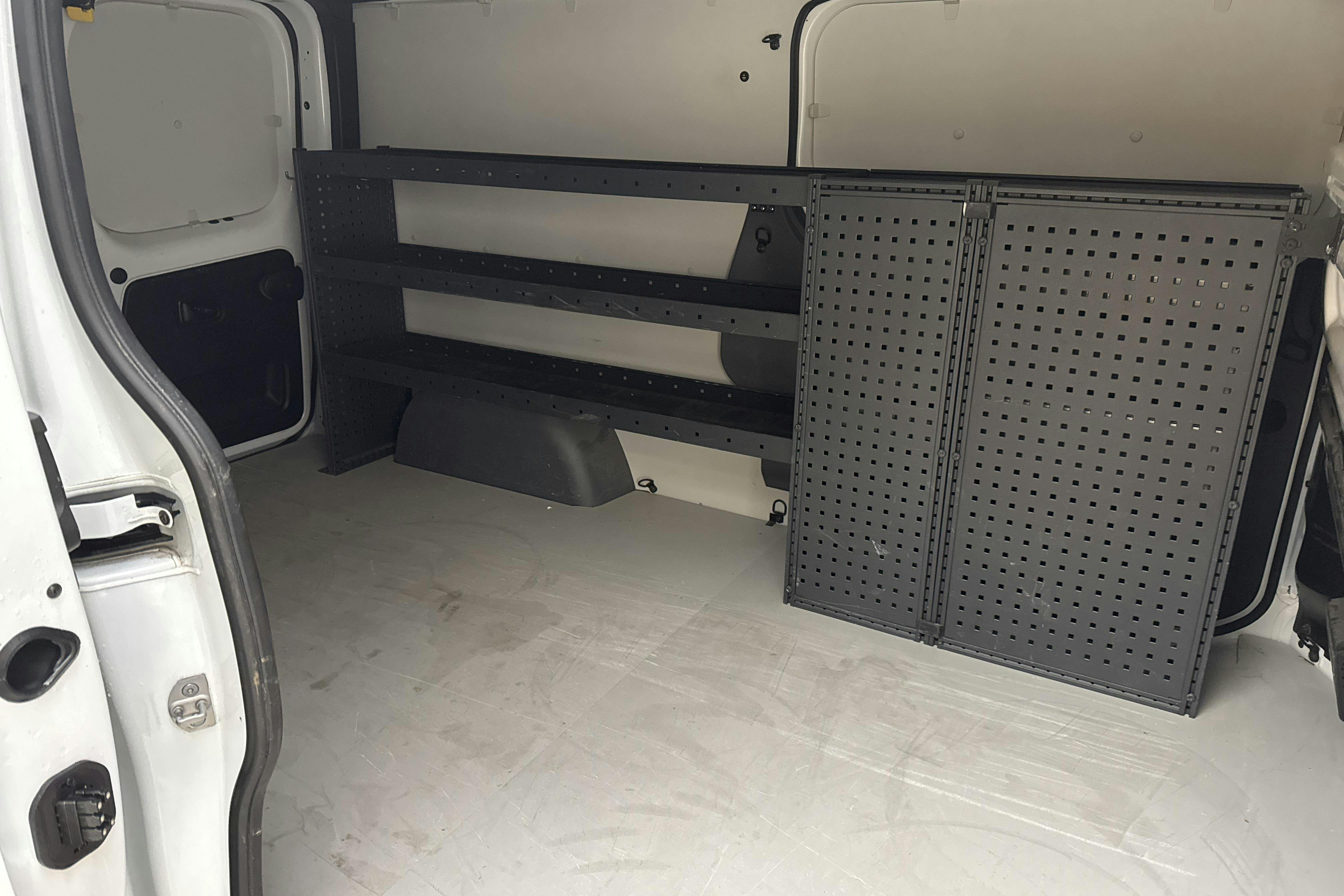 Renault Trafic 2.0 dCi Skåp (145hk) - 3 107 mil - Manuell - vit - 2021