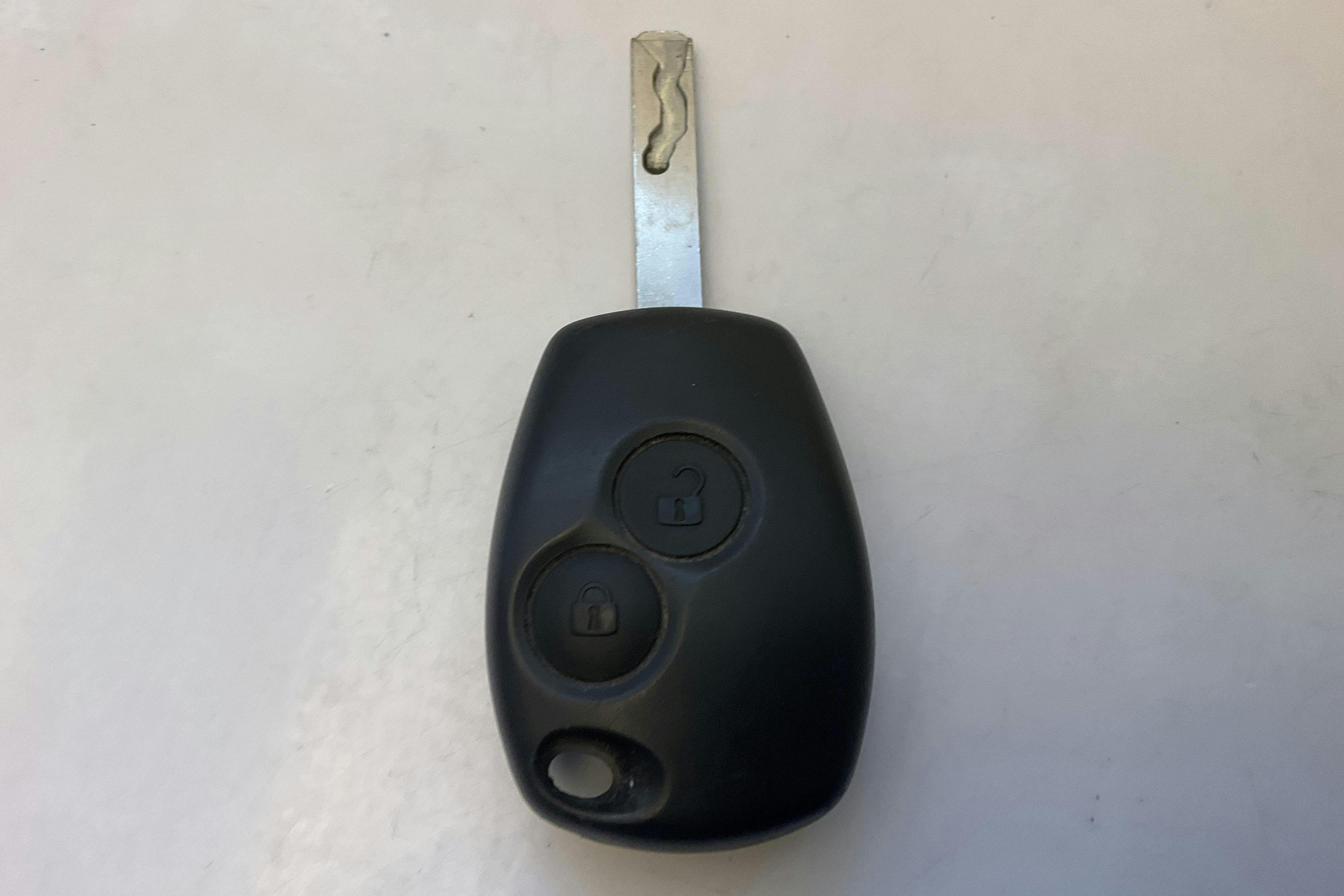 Renault Trafic 2.0 dCi Skåp (145hk) - 3 107 mil - Manuell - vit - 2021