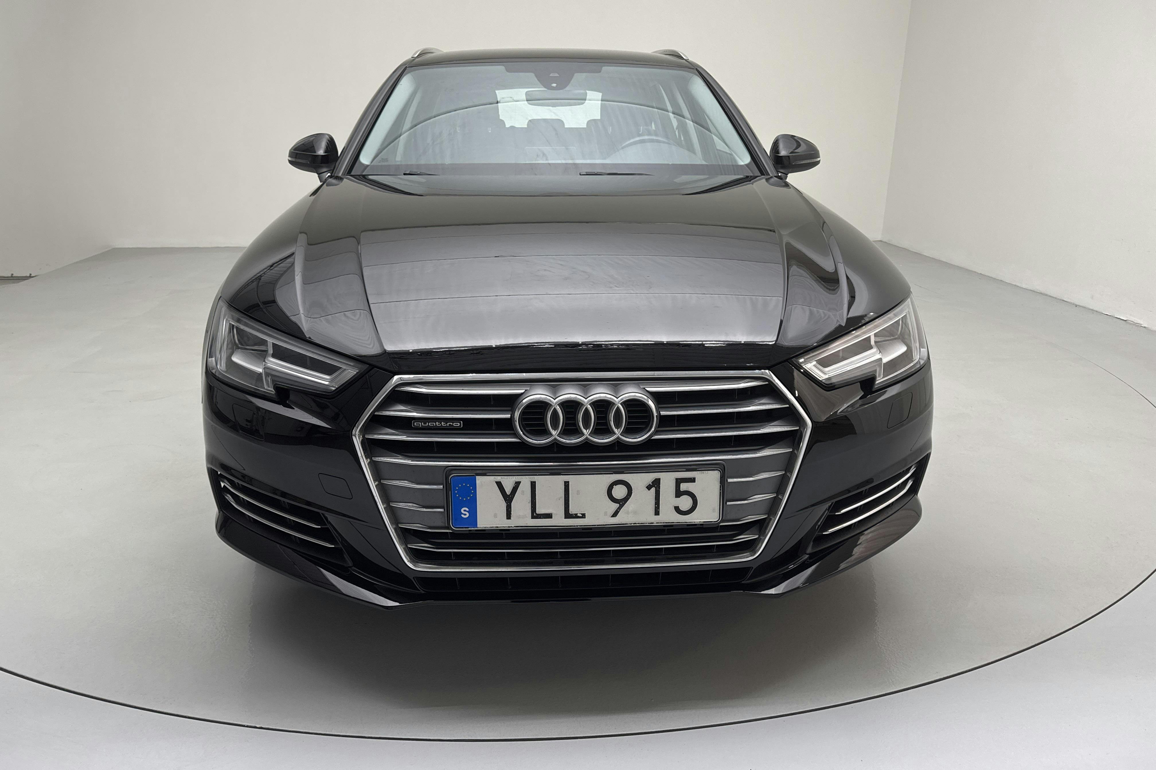 Audi A4 2.0 TDI Avant quattro (190hk) - 117 930 km - Automatic - black - 2017