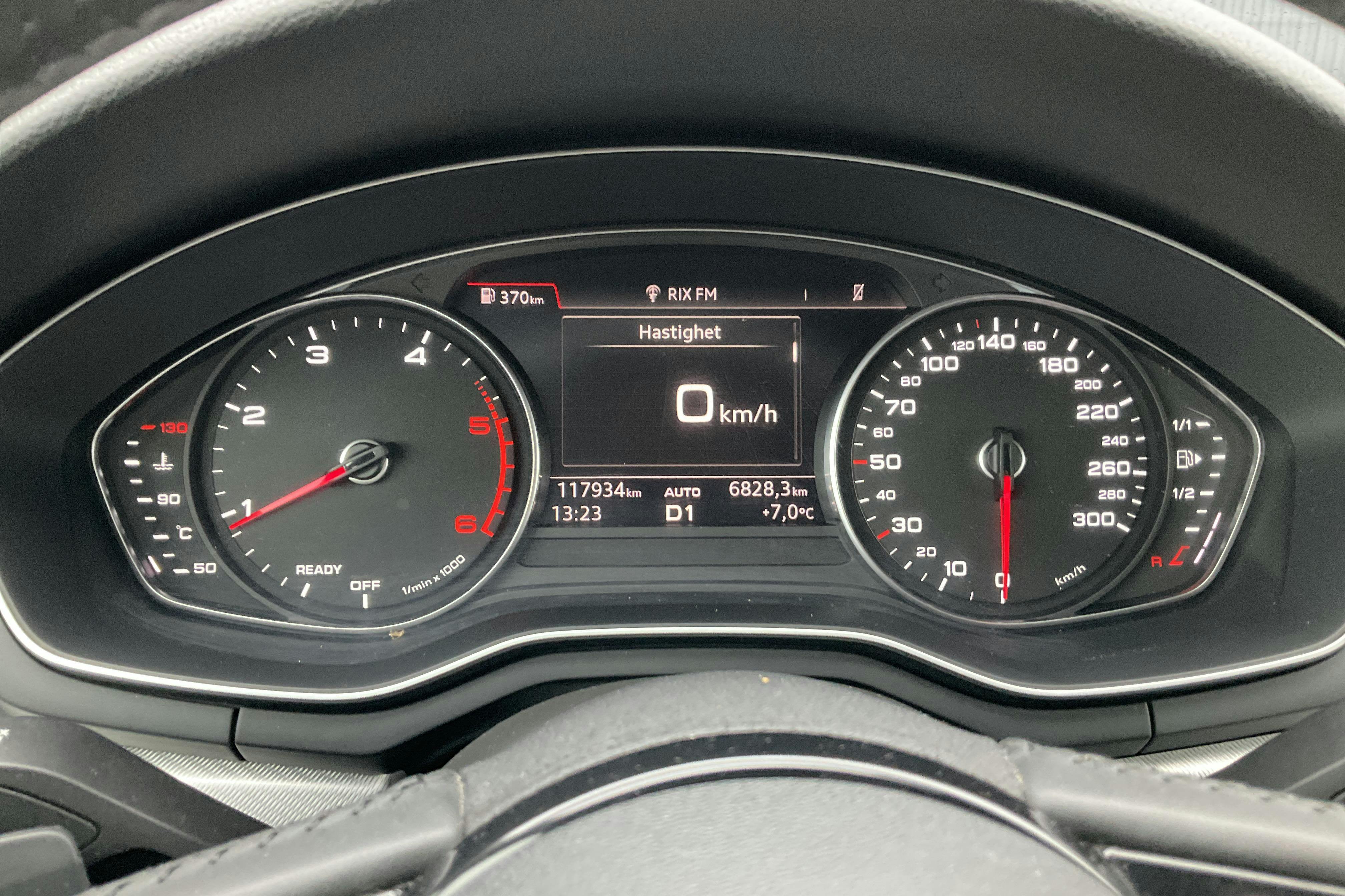 Audi A4 2.0 TDI Avant quattro (190hk) - 117 930 km - Automatic - black - 2017