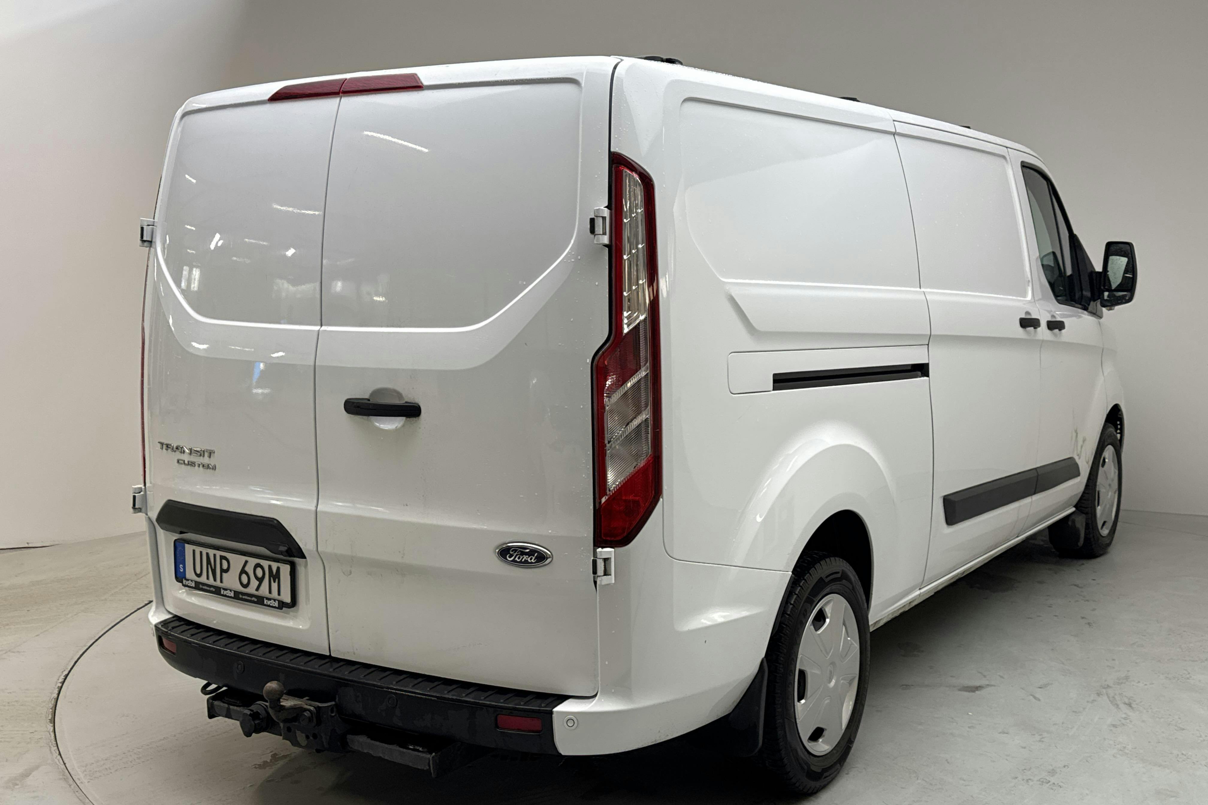 Ford Transit Custom 300 (130hk) - 4 196 mil - Automat - vit - 2020