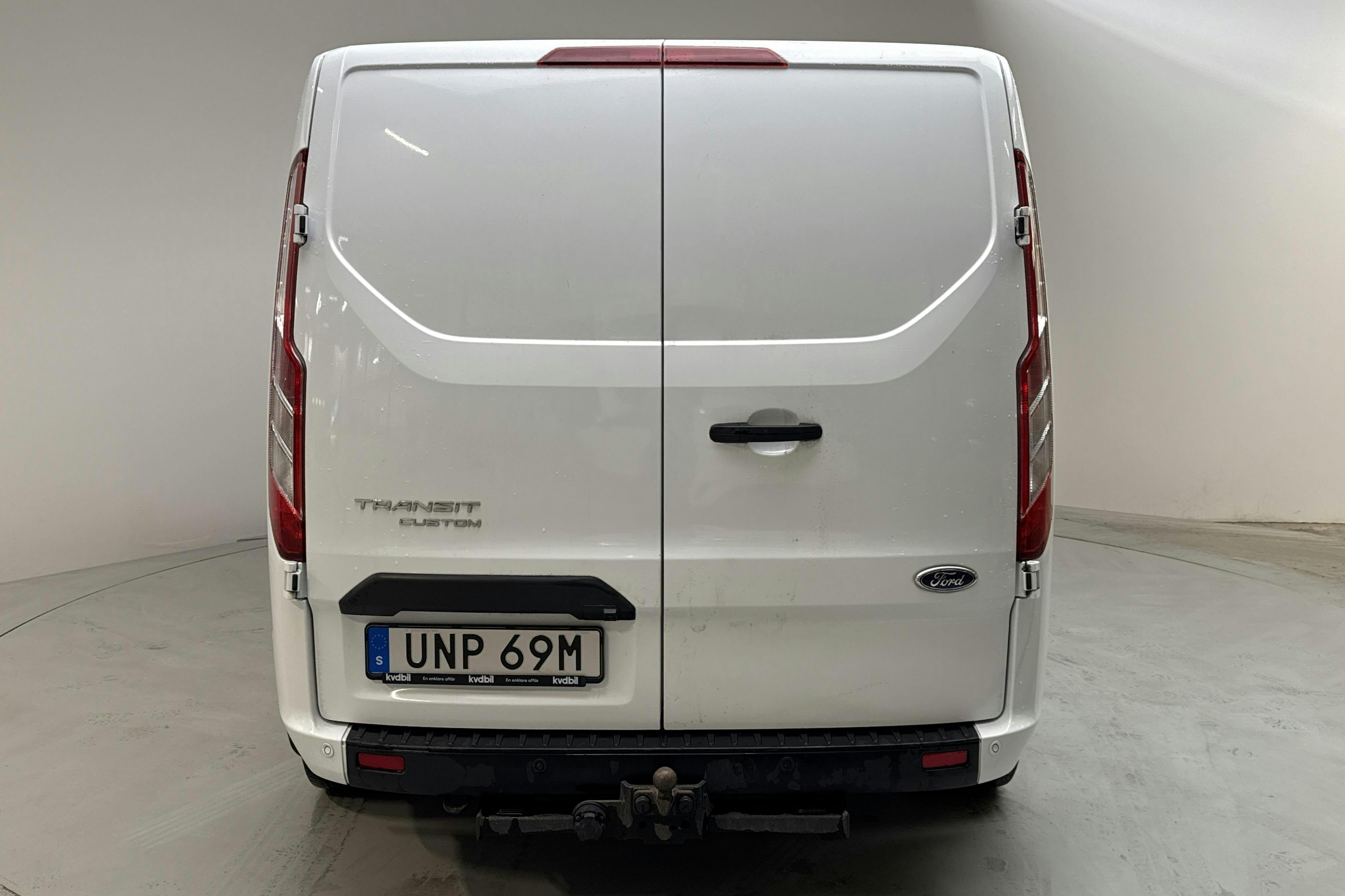 Ford Transit Custom 300 (130hk) - 4 196 mil - Automat - vit - 2020